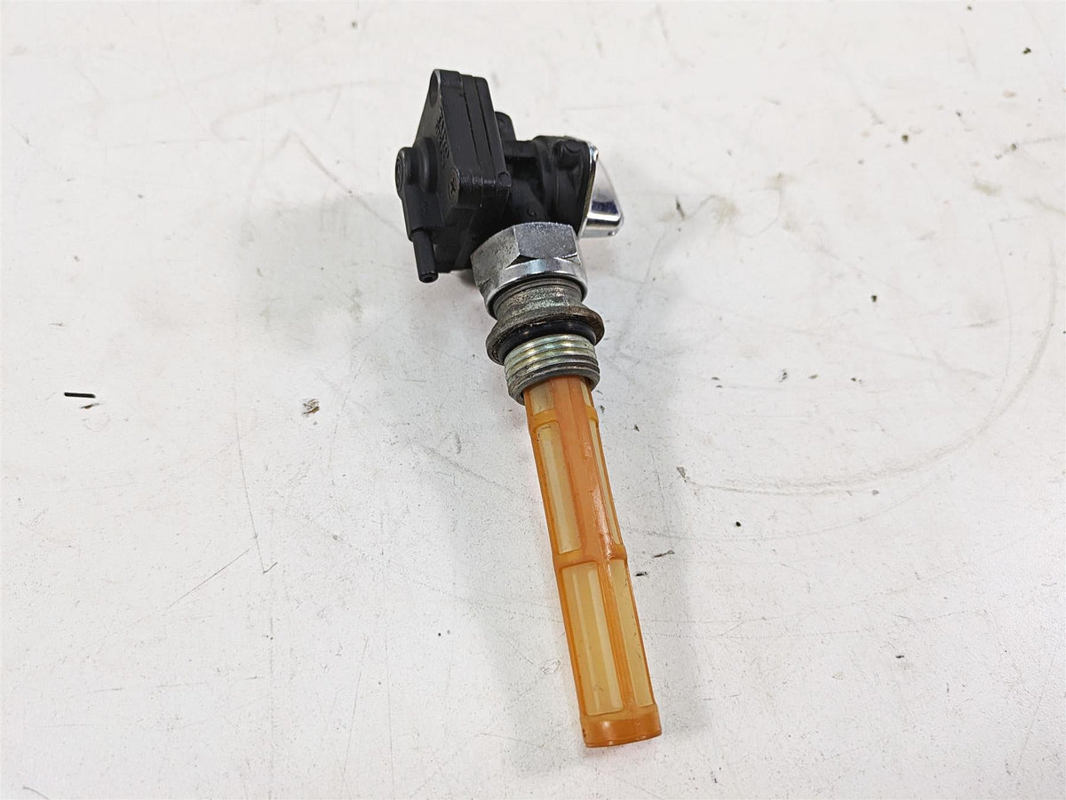 2005 Harley Dyna FXDL Low Rider Fuel Gas Valve Petcock Pet Cock 61338-02 {{ shop.shopifyCountryName }} - Mototech271