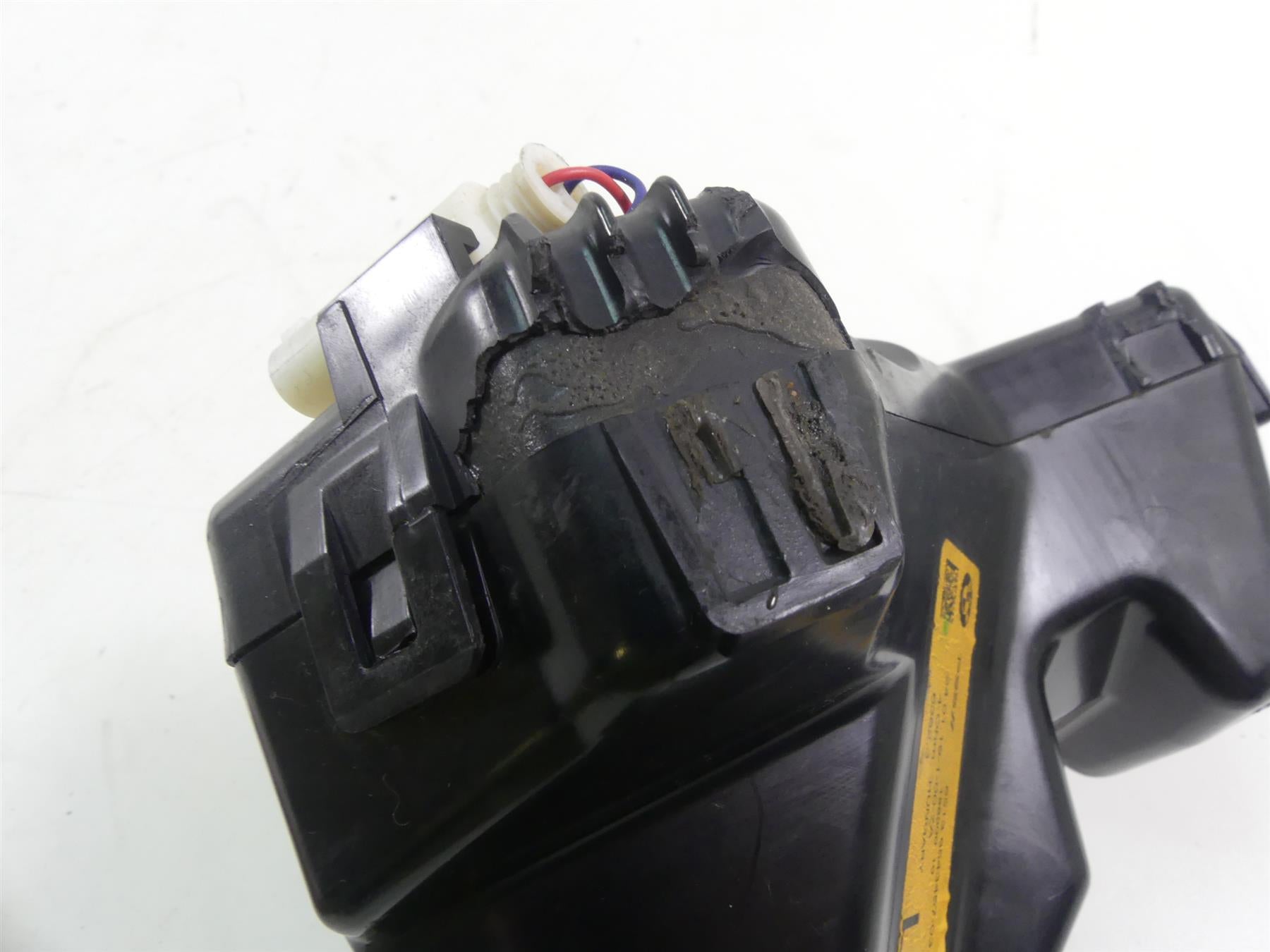 2015 BMW R1200RT K52 Left Side Audio Speaker + Housing Set - Read 65138543457 {{ shop.shopifyCountryName }} - Mototech271