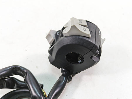 2020 Ducati Scrambler 1100 Sport Pro Left Hand Control Switch 65110242D {{ shop.shopifyCountryName }} - Mototech271