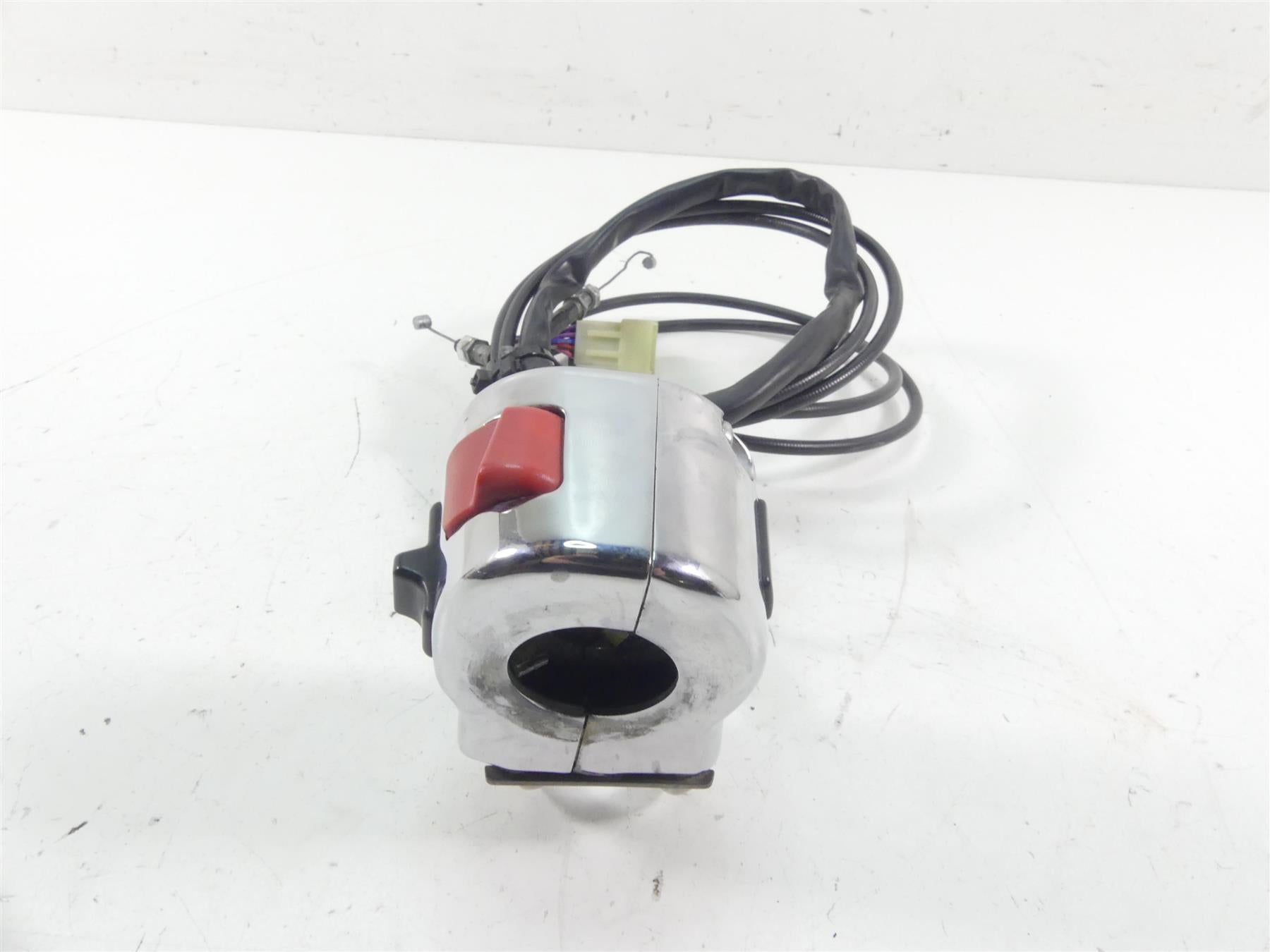 2007 Victory Vegas Jackpot Right Hand Chrome Start Kill Control Switch 4011082 {{ shop.shopifyCountryName }} - Mototech271