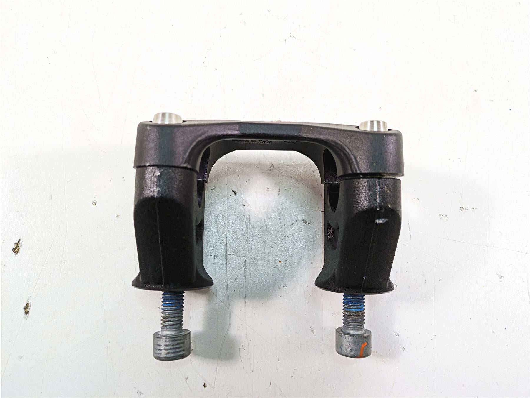 2020 Aprilia Tuono V4 Factory Handlebar Holder Riser Set 2B003986 2B003980 {{ shop.shopifyCountryName }} - Mototech271
