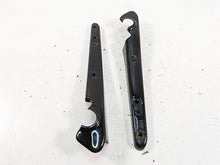 Load image into Gallery viewer, 2017 Harley XL883 N Sportster Iron Rear Fender Struts Braces 60203-06 60204-06 | Mototech271

