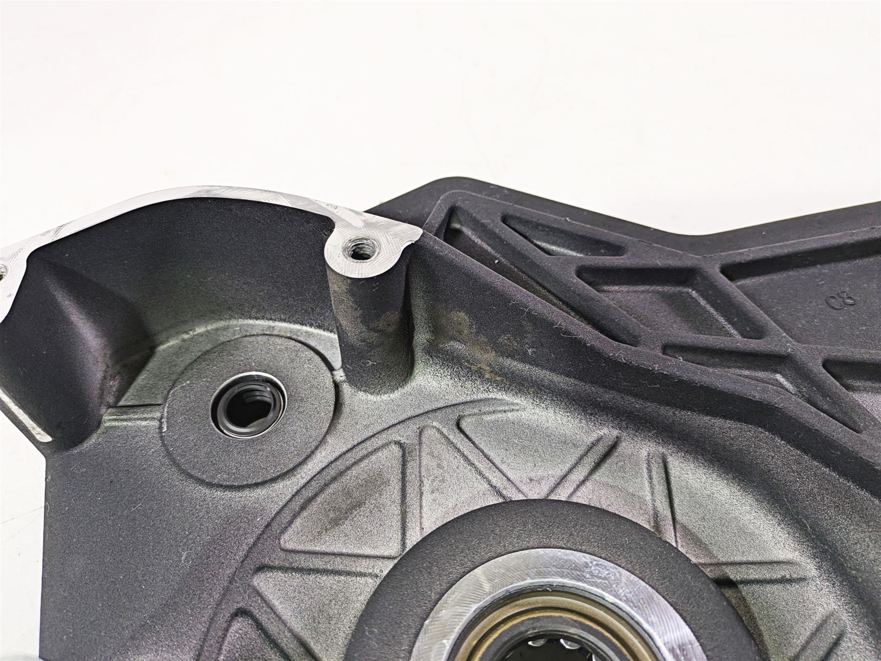2004 Harley Softail FLSTF Fat Boy Inner Primary Drive Clutch Cover 60620-94B {{ shop.shopifyCountryName }} - Mototech271