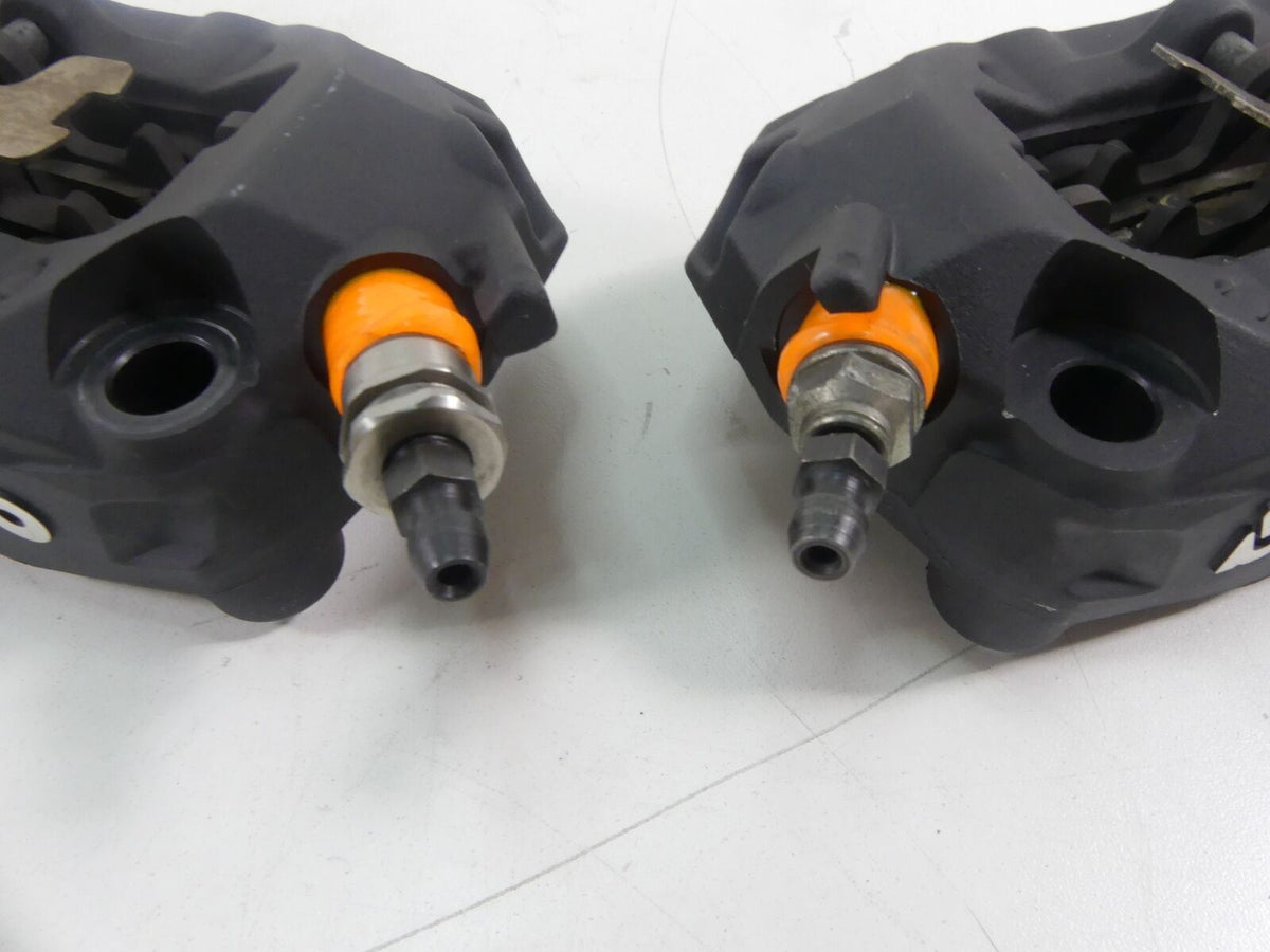 2018 BMW S1000XR K49 Front Brembo Brake Caliper Set 34118556205 34118556206 {{ shop.shopifyCountryName }} - Mototech271