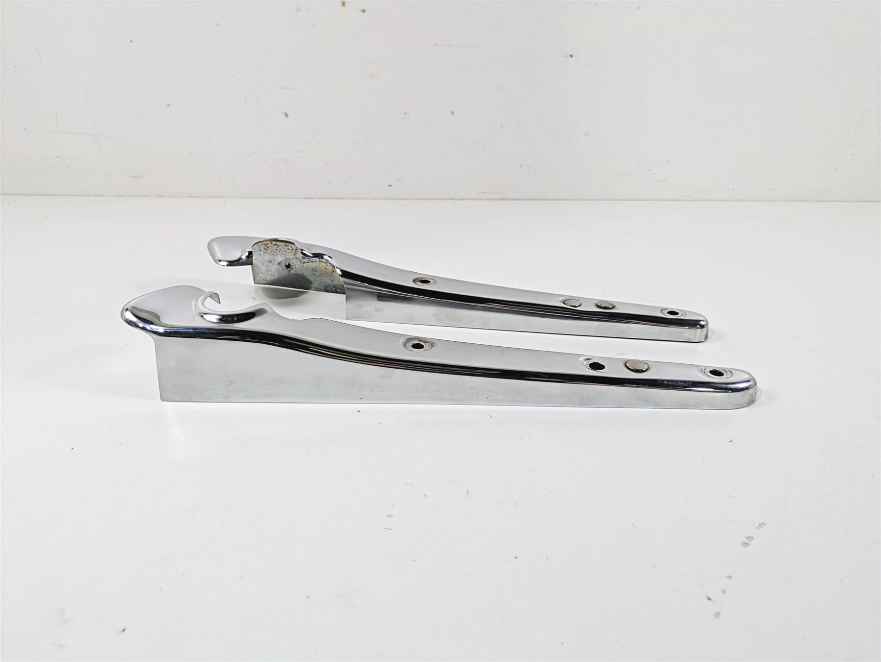 2007 Harley Sportster XL1200 C Rear Chrome Frame Strut Covers 59902-04 59903-04 {{ shop.shopifyCountryName }} - Mototech271