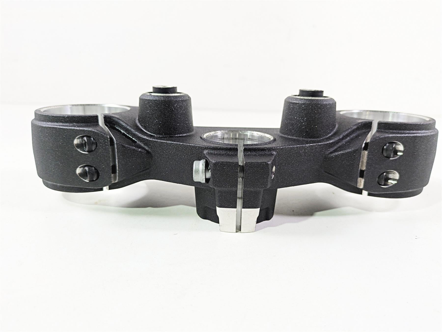 2022 Ducati Hypermotard 950 Upper Triple Tree Steering Clamp 34111211AA {{ shop.shopifyCountryName }} - Mototech271