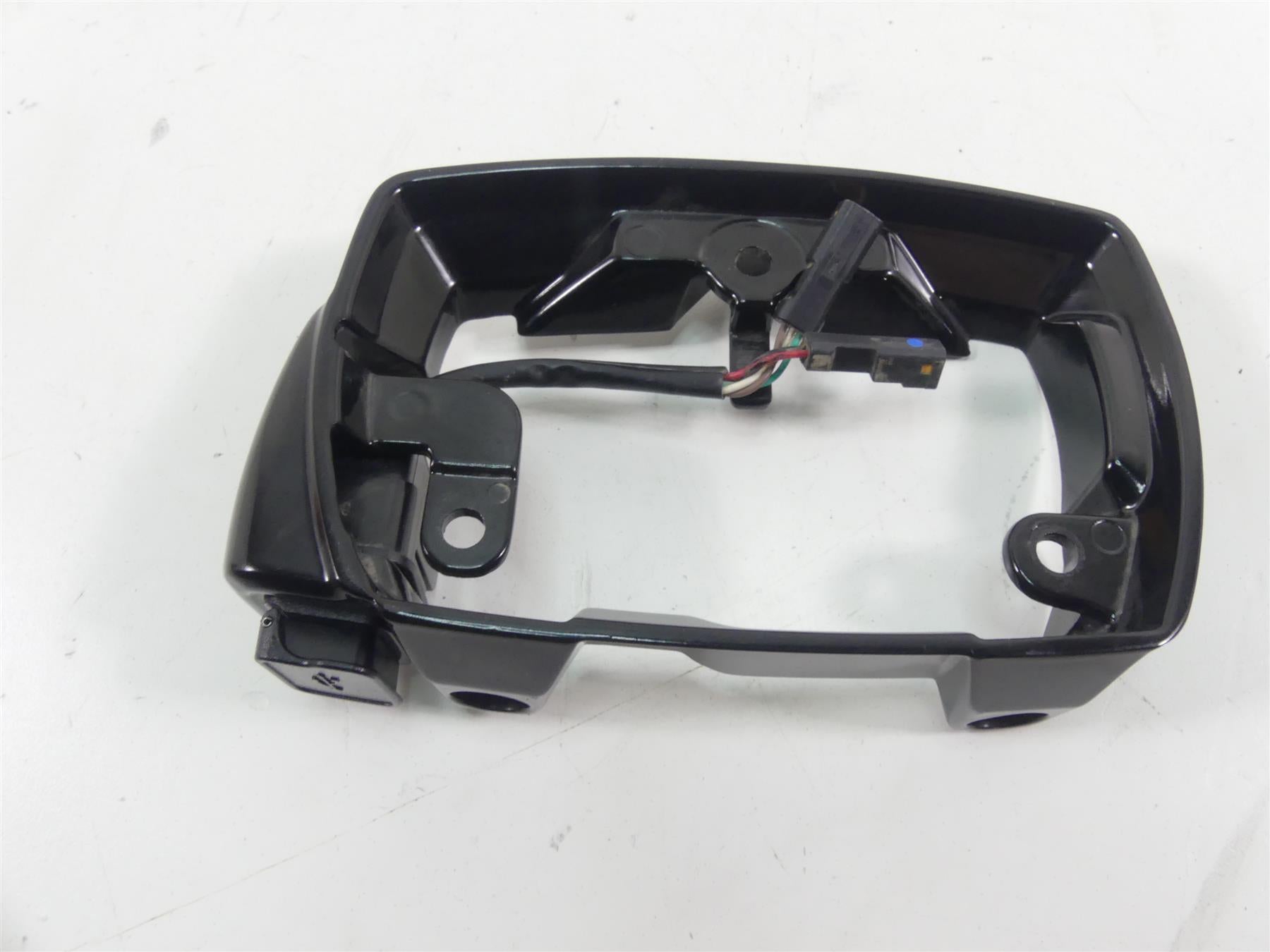 2022 Indian FTR1200 S Speedometer Mount Usb Control Module - Read 2415688 {{ shop.shopifyCountryName }} - Mototech271