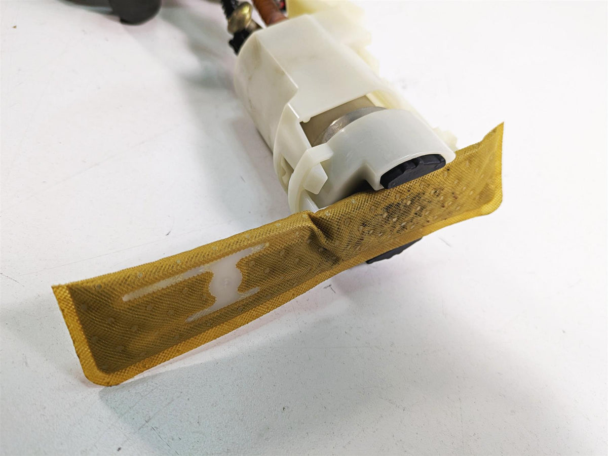 2009 Harley Softail FLSTSB Cross Bones Fuel Gas Petrol Pump 75284-08A 75252-08 {{ shop.shopifyCountryName }} - Mototech271