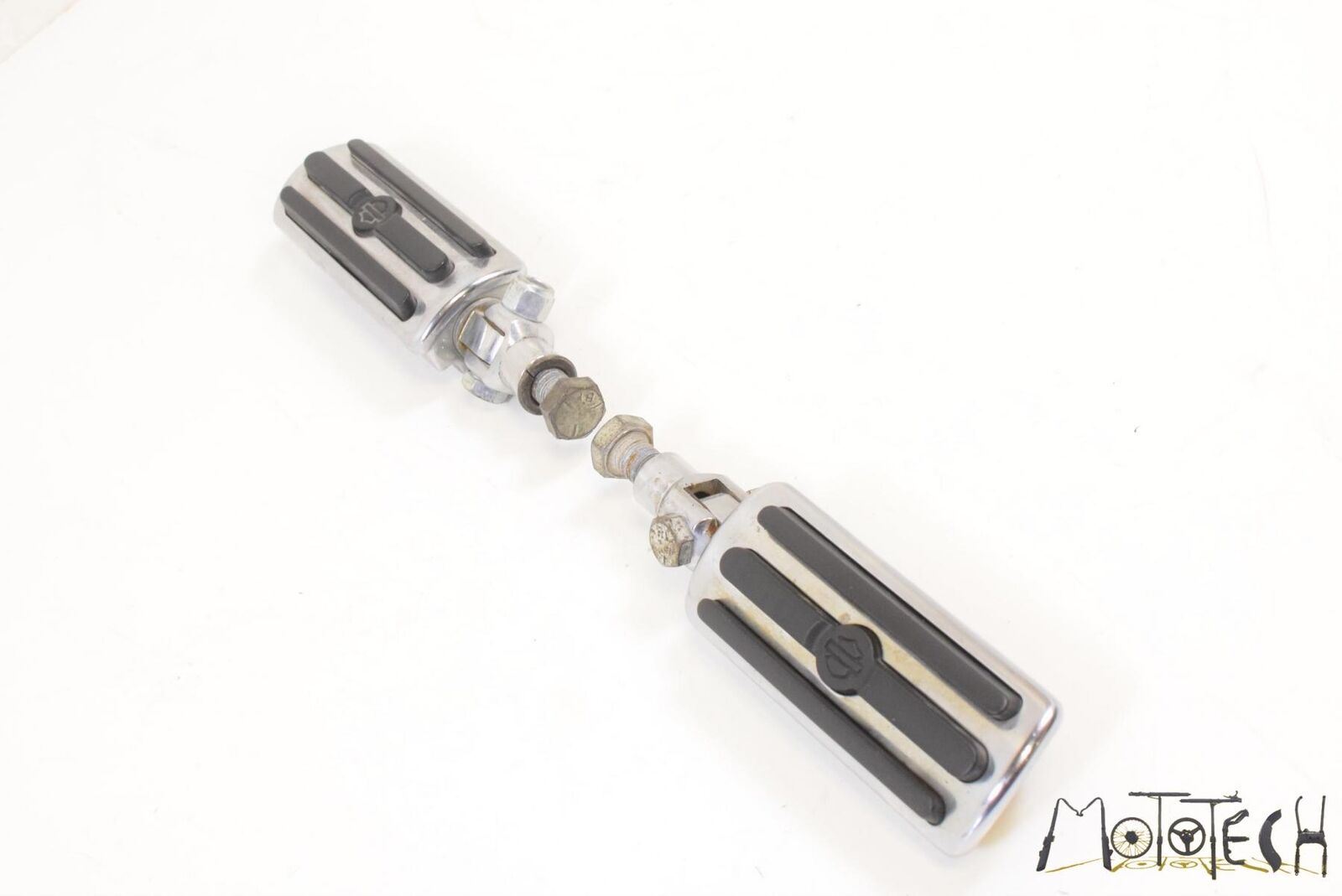 1991 Harley Touring FLHTC Electra Glide Highway Bar Footpeg SET {{ shop.shopifyCountryName }} - Mototech271