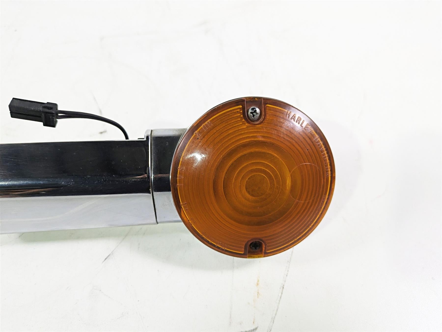 1996 Harley Touring FLHTCUI Electra Glide Rear Turn Signal Blinker Bar 68510-74B {{ shop.shopifyCountryName }} - Mototech271