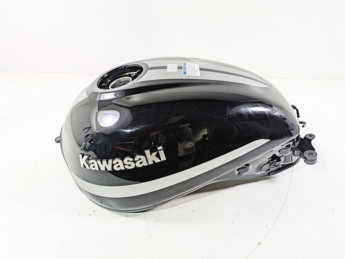 2022 Kawasaki ZR900RS Cafe Fuel Gas Petrol Tank Reservoir - Read 51092-5119-17K {{ shop.shopifyCountryName }} - Mototech271