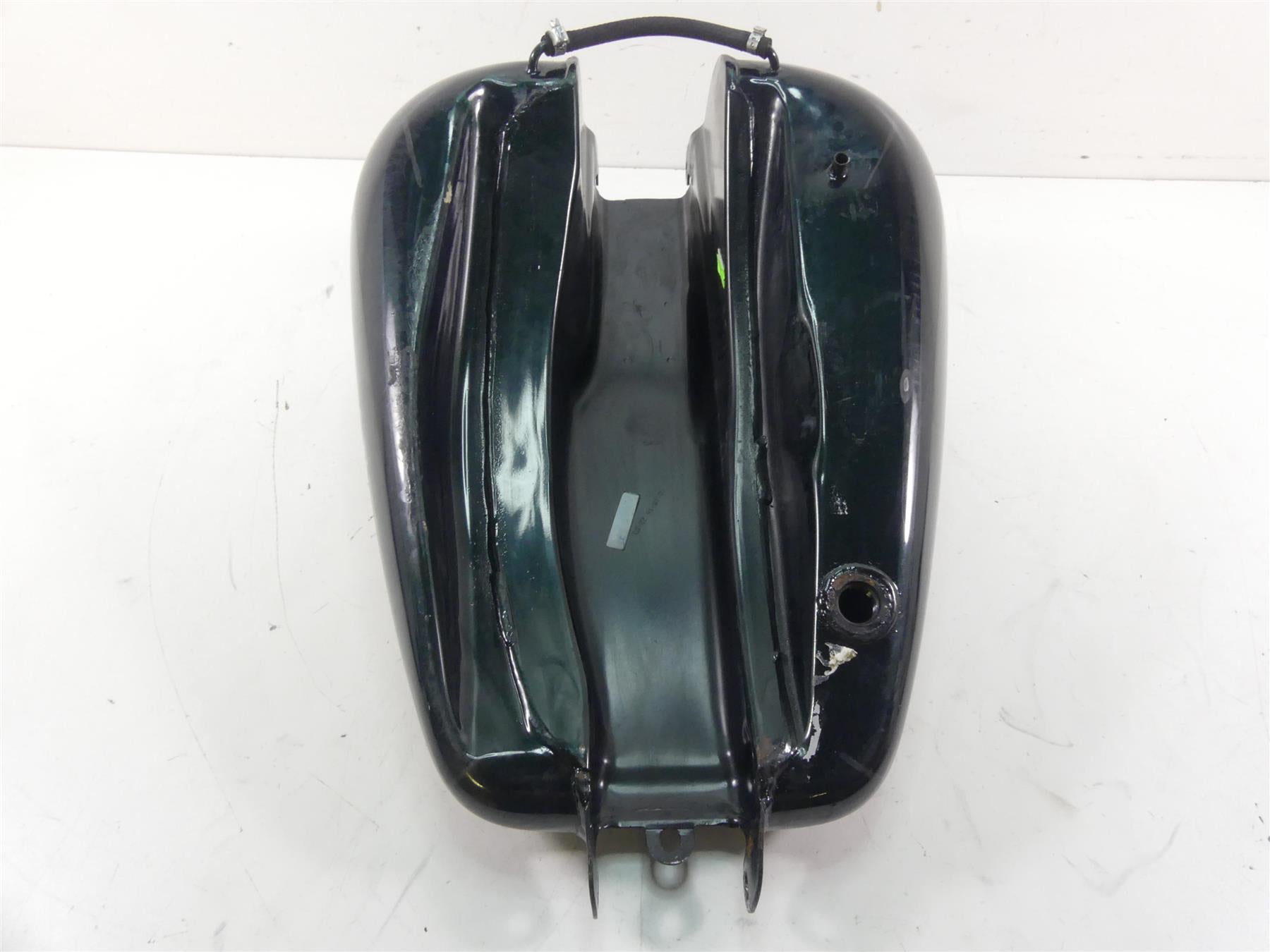 2015 Harley FXDL Dyna Low Rider Fuel Gas Petrol Tank - Read 61593-10 {{ shop.shopifyCountryName }} - Mototech271