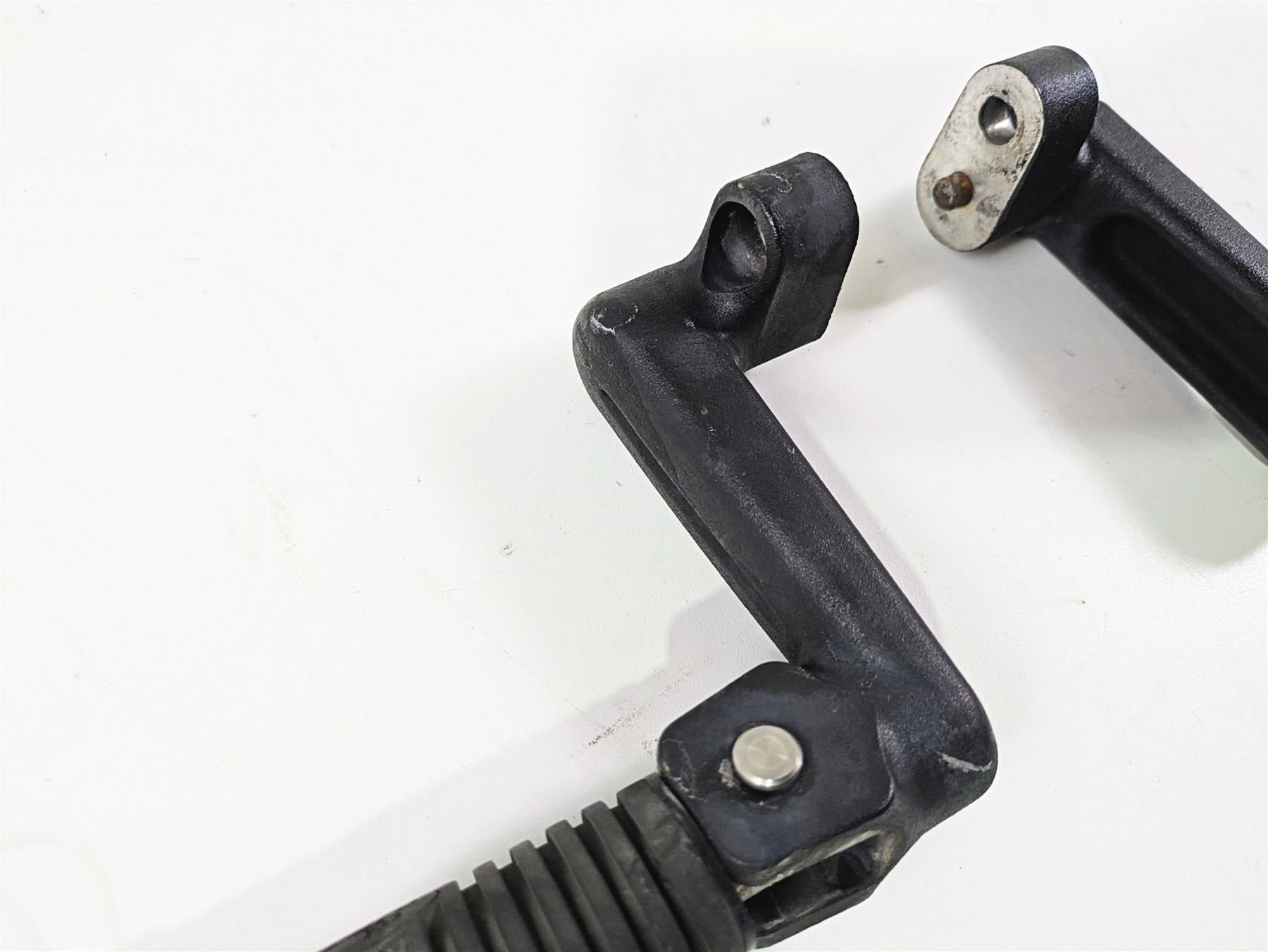 2018 Indian Springfield Dark Horse Rear Passenger Footpegs 5140869 {{ shop.shopifyCountryName }} - Mototech271