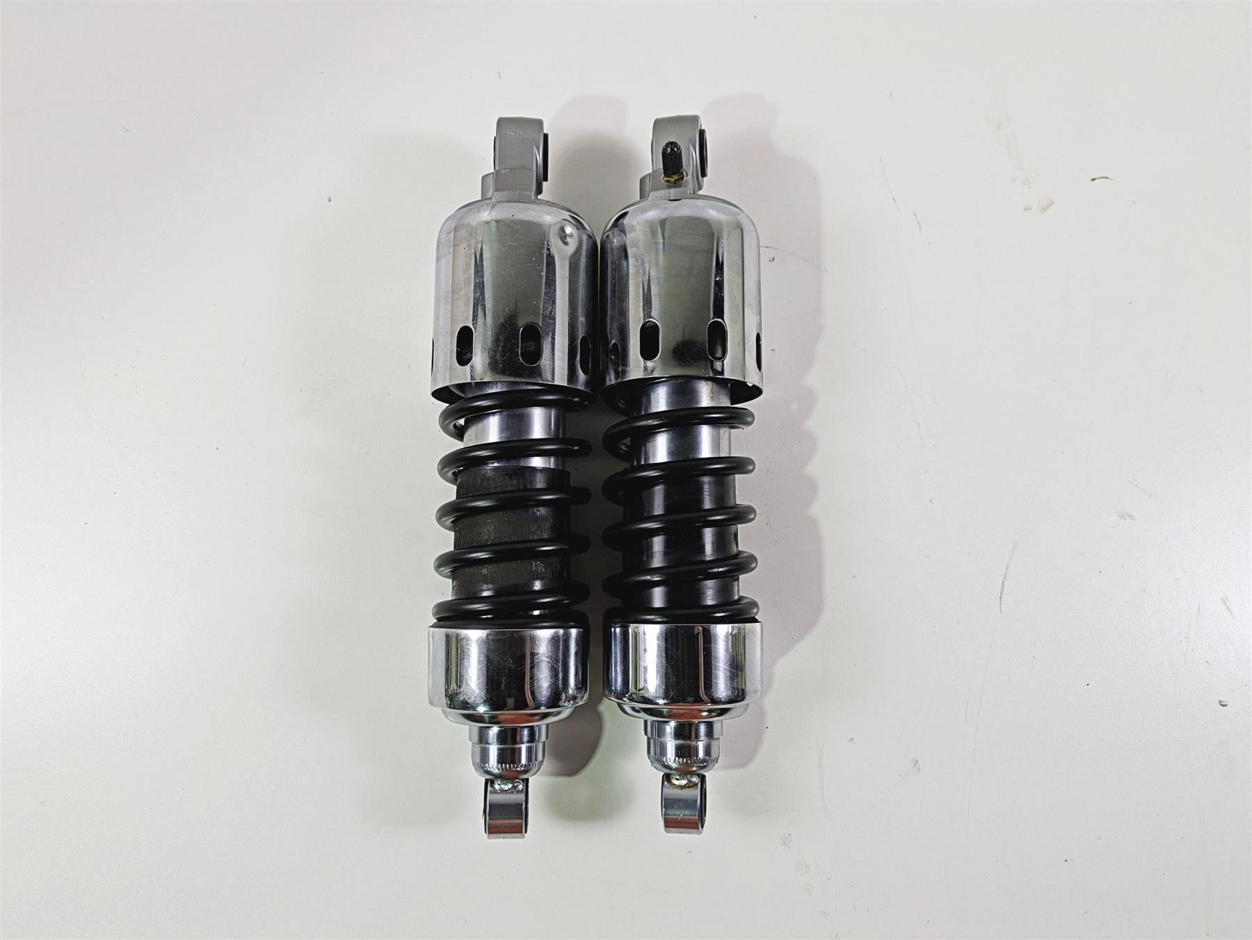 2008 Kawasaki VN1600 Vulcan Nomad Rear Suspension Shock Damper 45014-0108 {{ shop.shopifyCountryName }} - Mototech271