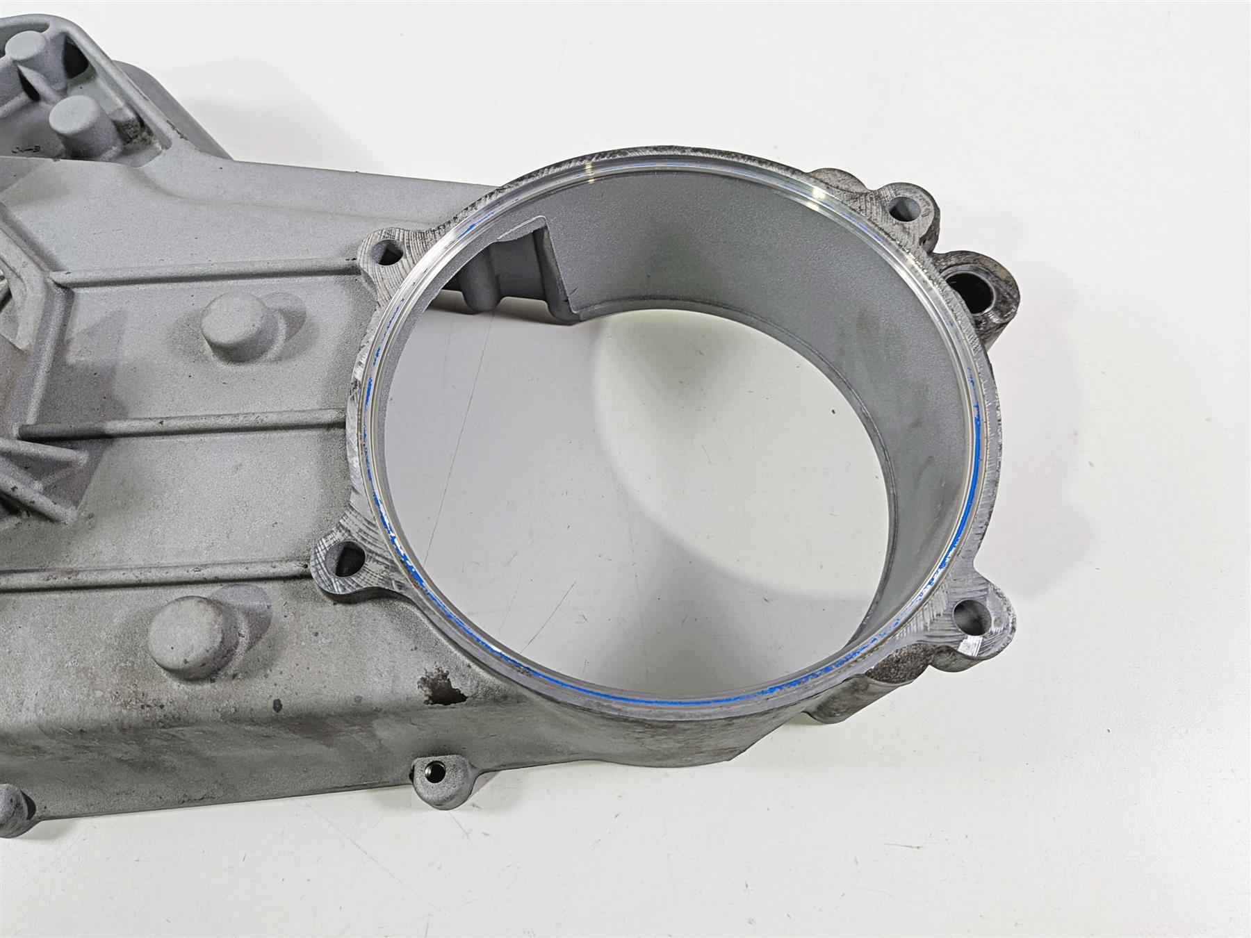 2006 Harley Touring FLHTCU SE CVO Electra Glide Inner Primary Cover 60677-01-Mototech271