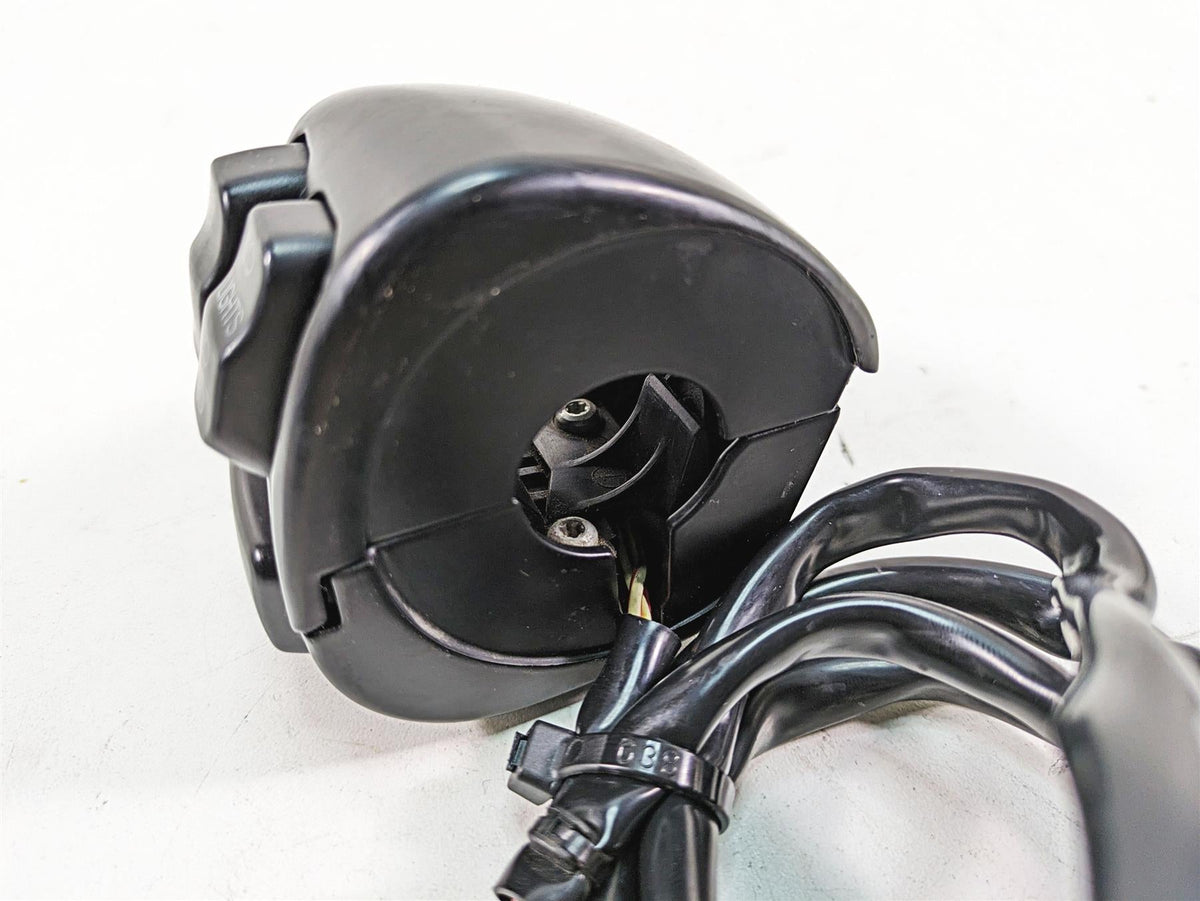 2012 Harley FLD Dyna Switchback Left Turn Signal Blinker Control Switch 72949-12 {{ shop.shopifyCountryName }} - Mototech271