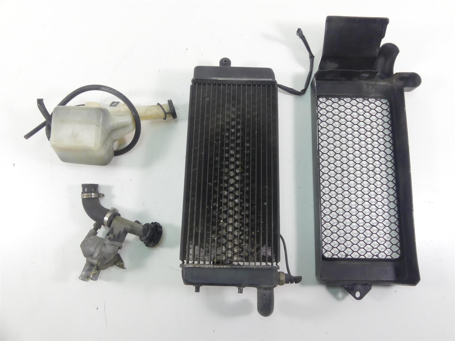 2003 Honda VT750 DC Shadow Spirit Radiator Fan Cover Reservoir Set 19010-MBA-013 {{ shop.shopifyCountryName }} - Mototech271