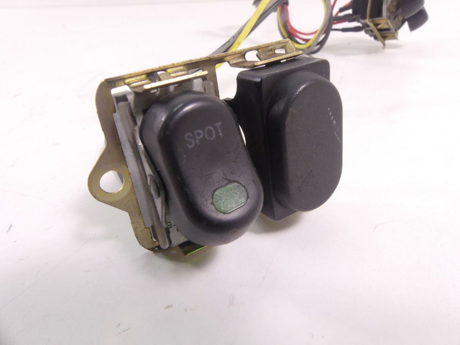 2005 Harley Touring CVO FLHTCSE Electra Glide Auxiliary Cruise Switch 70278-04 {{ shop.shopifyCountryName }} - Mototech271