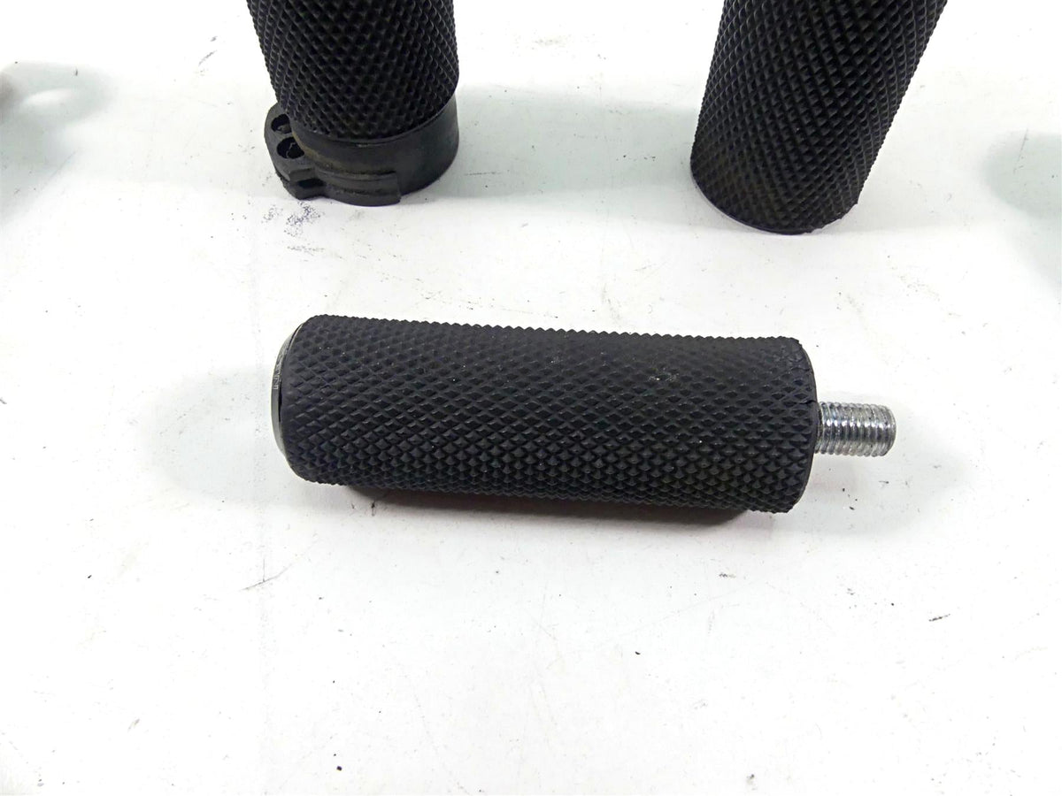 2011 Harley Softail FXS Blackline Arlen Ness Fusion Foot Peg Grip Set 55-0038 {{ shop.shopifyCountryName }} - Mototech271