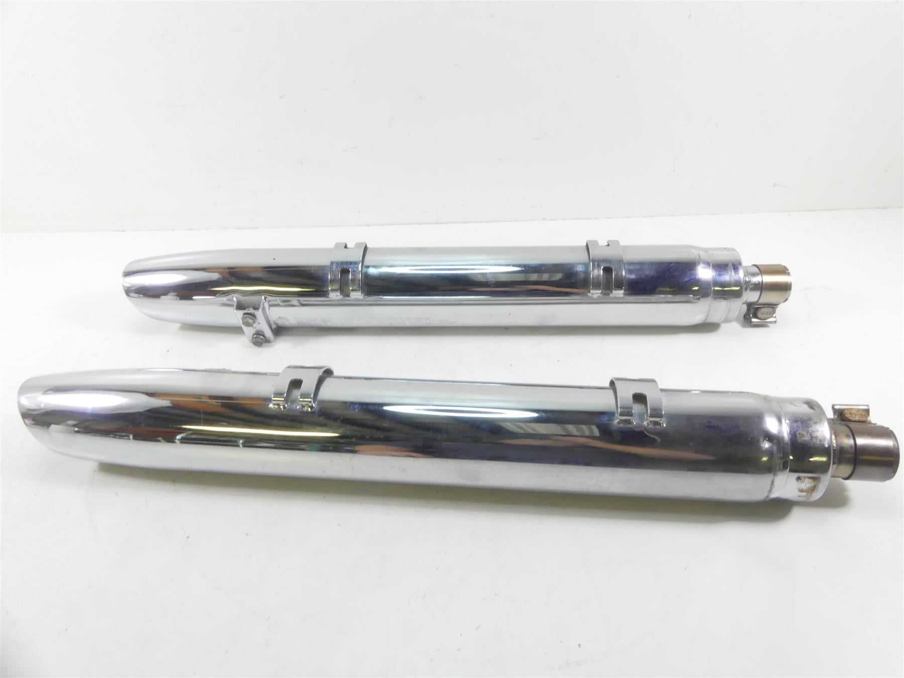 2016 Indian Chieftain Dark Horse Exhaust Muffler Silencer Set 1262384 1262383 {{ shop.shopifyCountryName }} - Mototech271