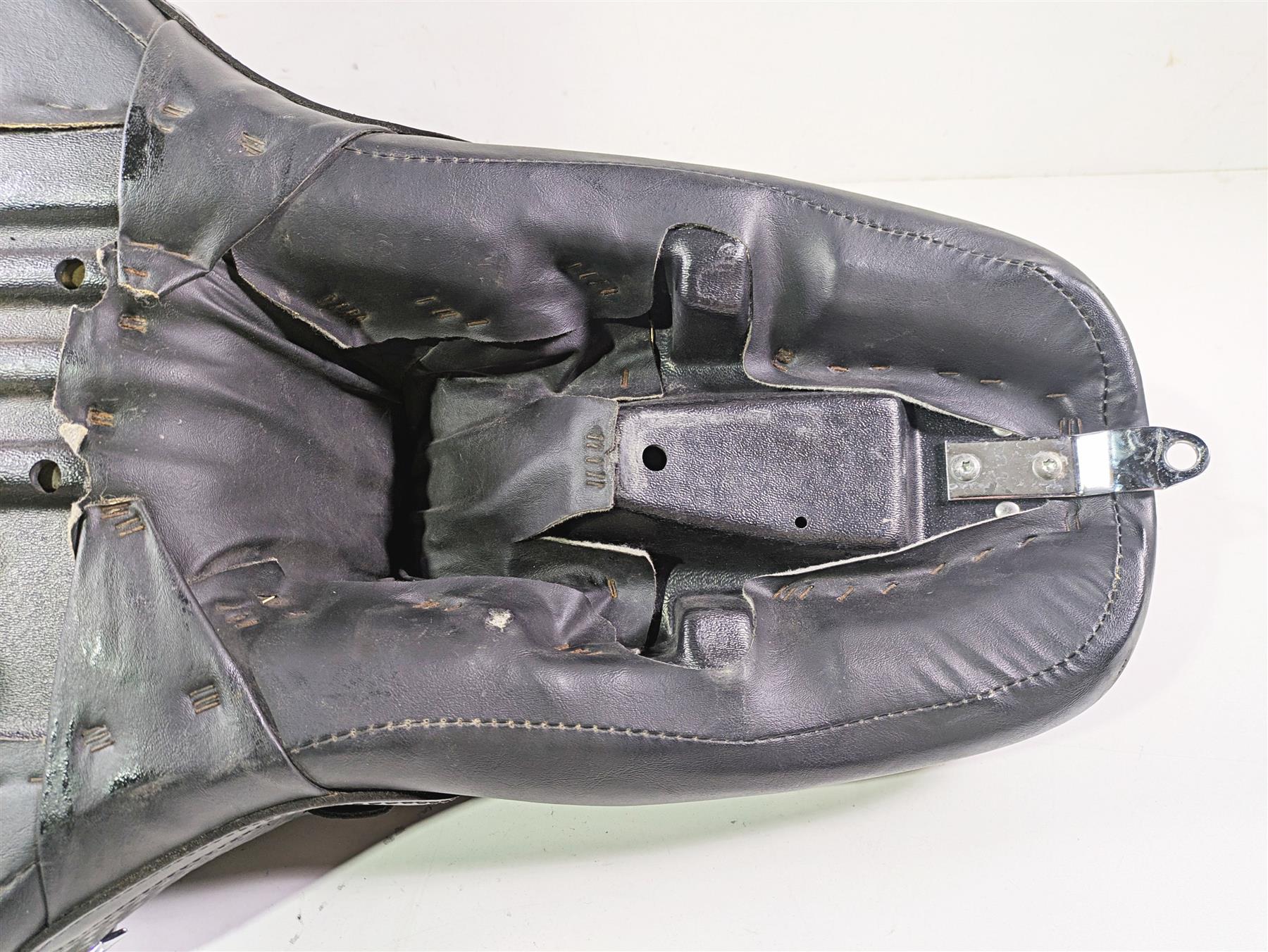 1998 Harley Touring FLHRCI Road King Duo Driver Rider Seat Saddle Read 52934-98A {{ shop.shopifyCountryName }} - Mototech271