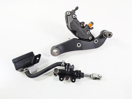 2006 Suzuki C90 VL1500T Boulevard Rear Brake Caliper & Mstr Cyl 69100-10F10-999 {{ shop.shopifyCountryName }} - Mototech271