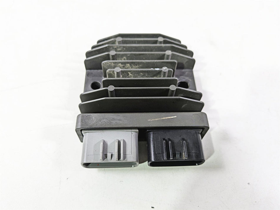 2013 Ducati Hyperstrada 821 Rectifier Voltage Regulator 54040301B FH020AA {{ shop.shopifyCountryName }} - Mototech271