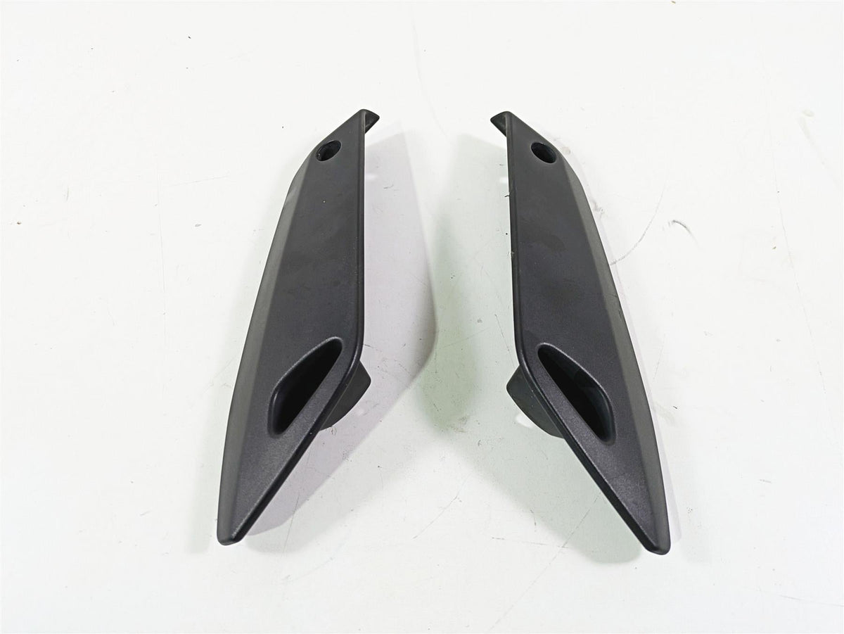 2012 BMW R1200R K27 Front Fender Wind Deflector Side Covers 46618520048 {{ shop.shopifyCountryName }} - Mototech271