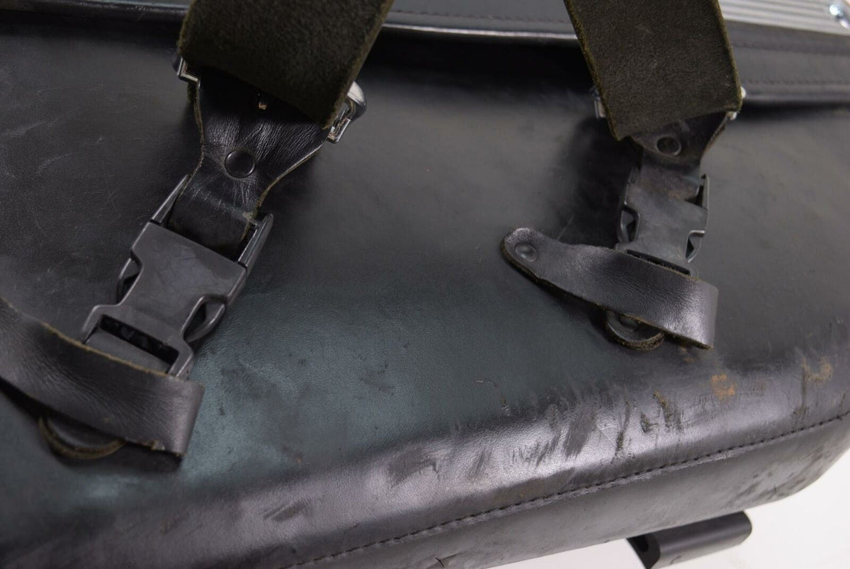 2000 Harley Touring FLHR Road King Right Saddlebag Saddle Bag 07396 - RH {{ shop.shopifyCountryName }} - Mototech271