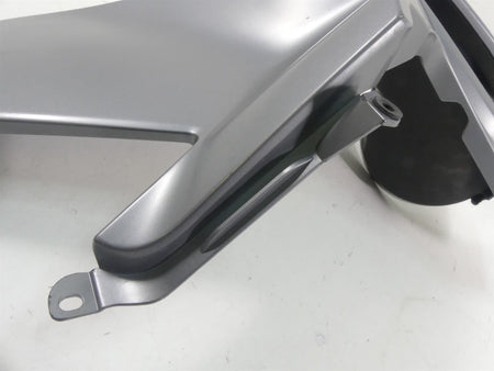 2015 BMW R1200RT K52 Right Side Between Leg Knee Fairing Cover 46638583582 {{ shop.shopifyCountryName }} - Mototech271