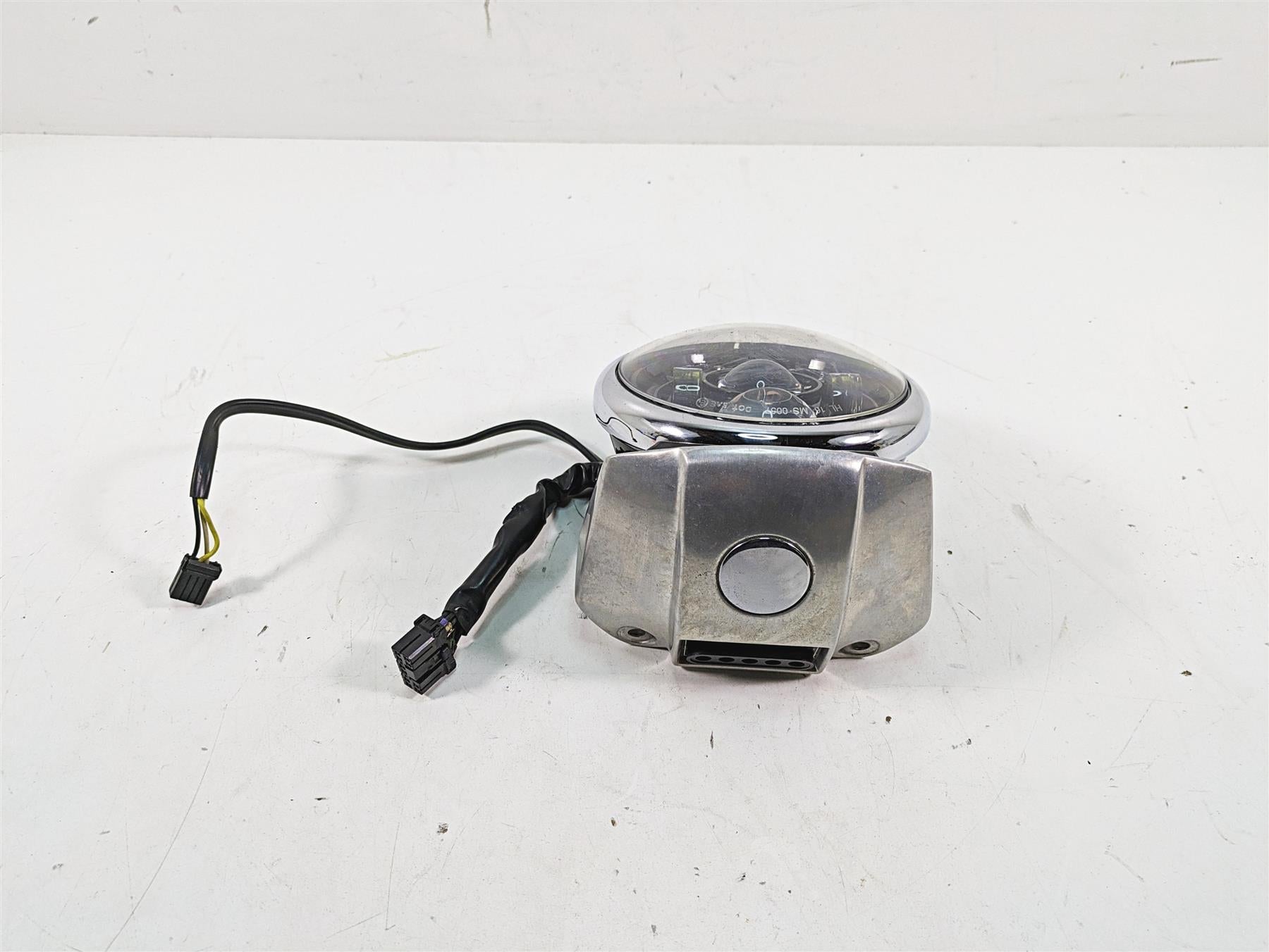 1999 Harley Dyna FXDL Low Rider Headlight Head Light & Visor -Read 67733-91A {{ shop.shopifyCountryName }} - Mototech271