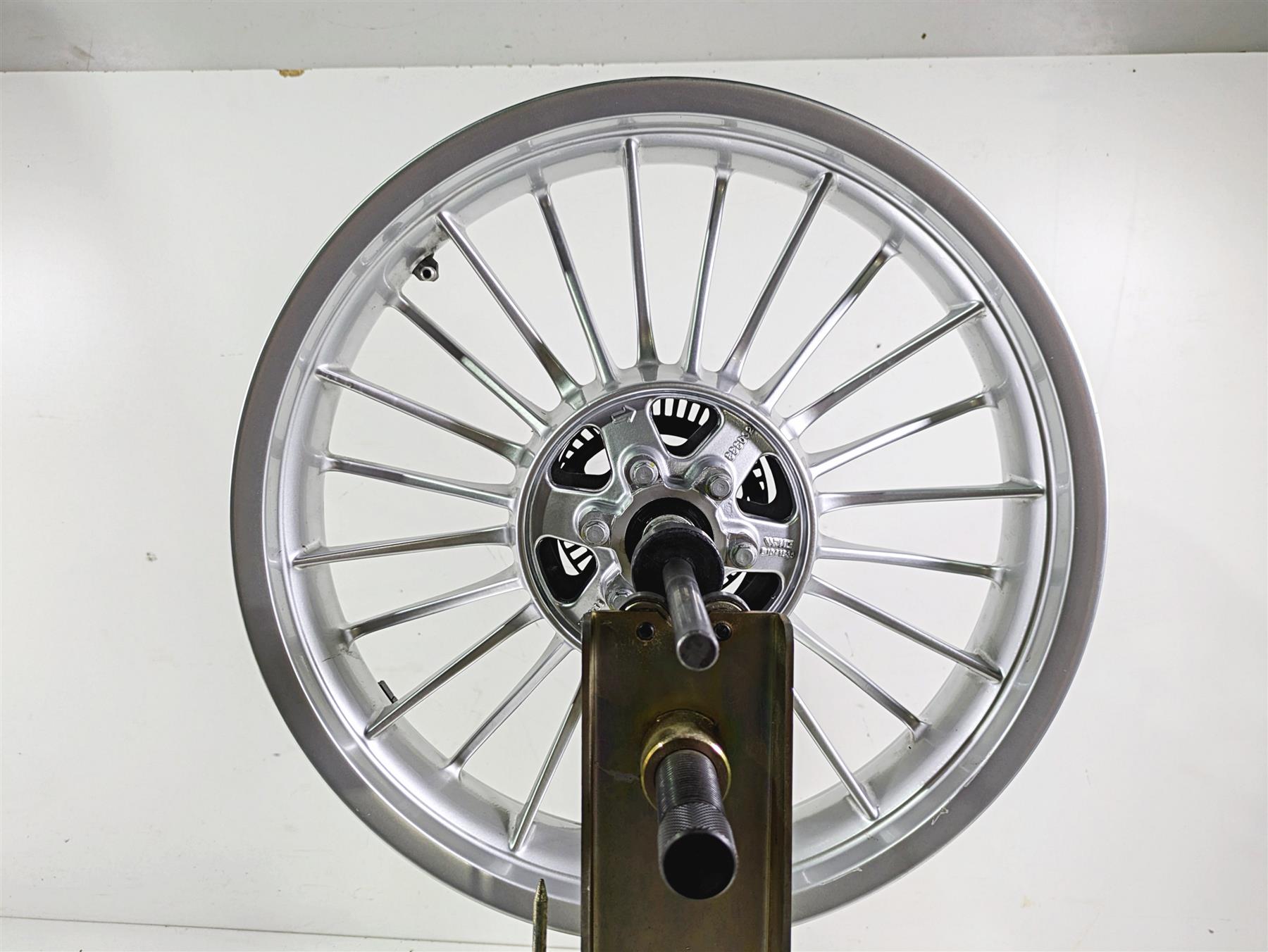 2014 Moto Guzzi California 1400 Touring Straight Front Wheel Rim 18x3.5 887362 {{ shop.shopifyCountryName }} - Mototech271