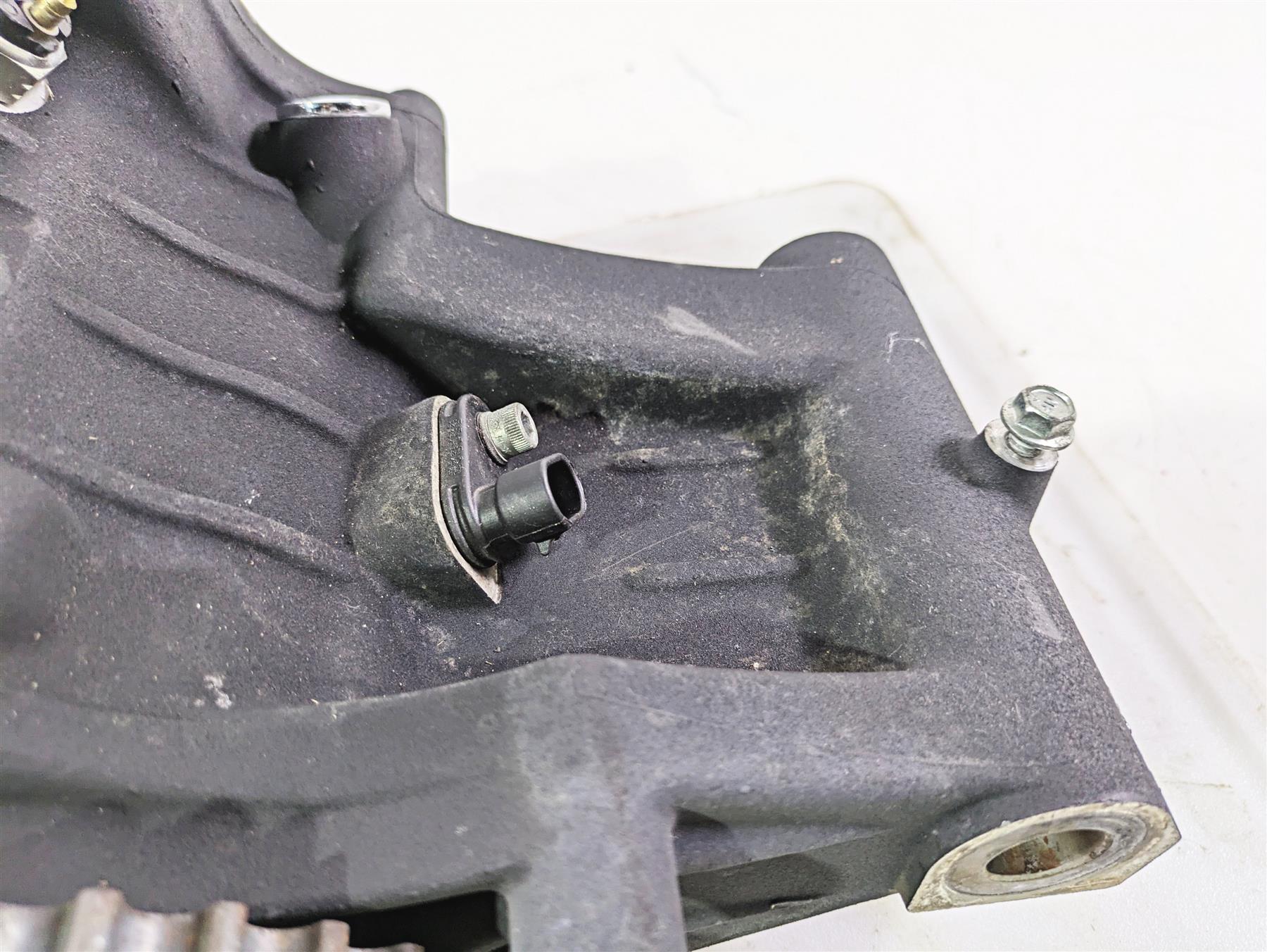 2008 Harley FLSTSB Cross Bones Transmission Gear Box 6 Speed 33030-07A {{ shop.shopifyCountryName }} - Mototech271
