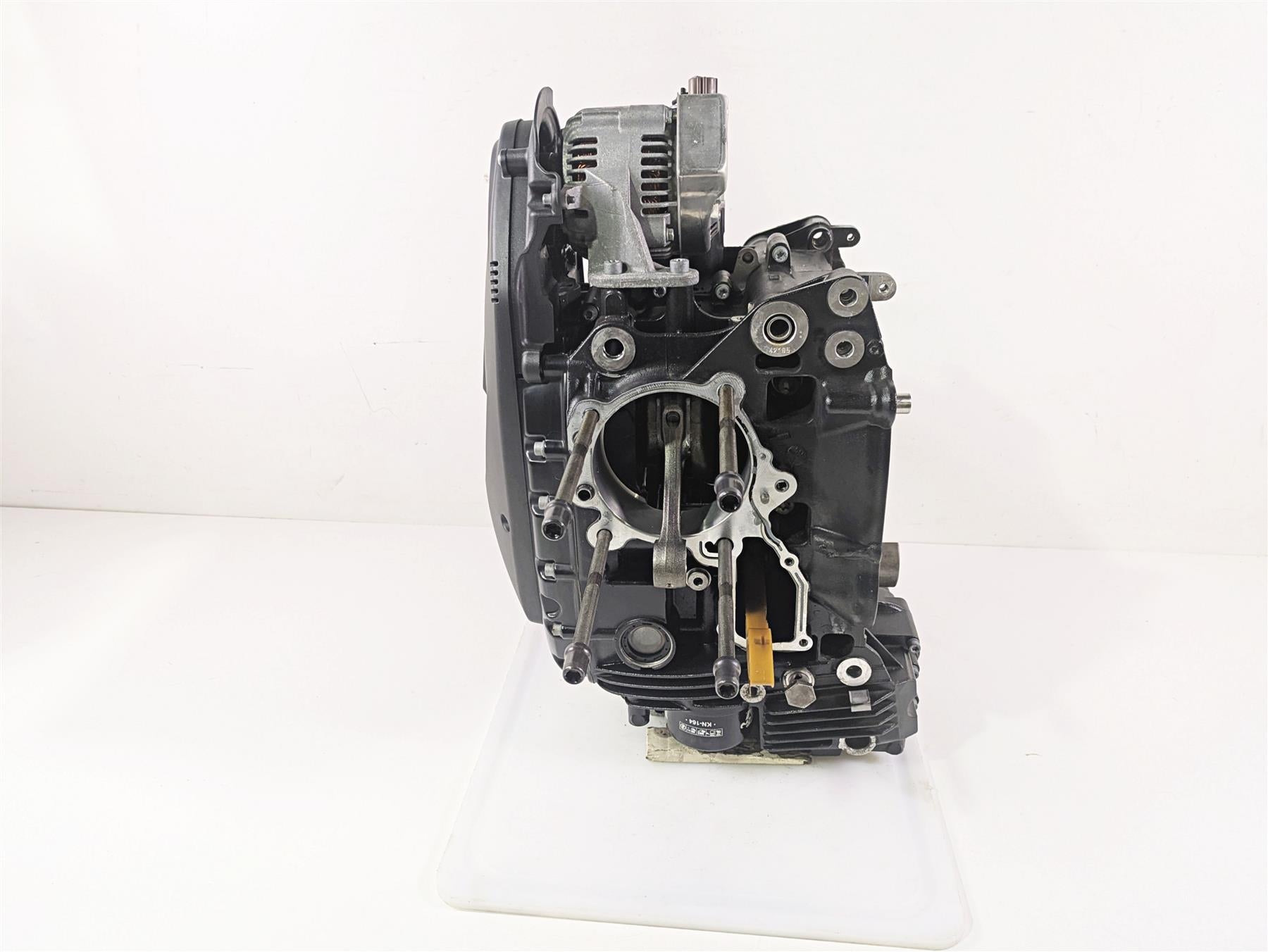 2022 BMW RnineT Pure K22 Lower Engine Bottom End Crankcase - 9k 11117710369 {{ shop.shopifyCountryName }} - Mototech271