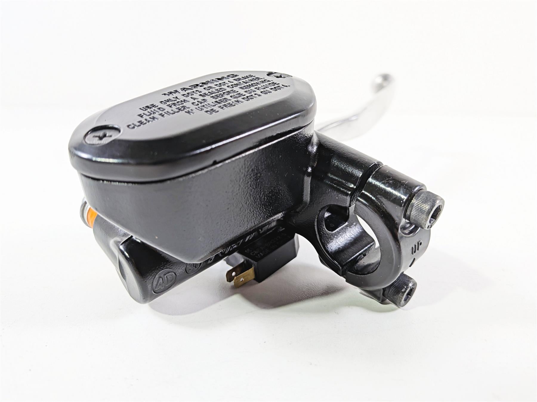 2024 Kawasaki EX500 Ninja 40th An. Front Brake Master Cylinder 43015-0817 {{ shop.shopifyCountryName }} - Mototech271