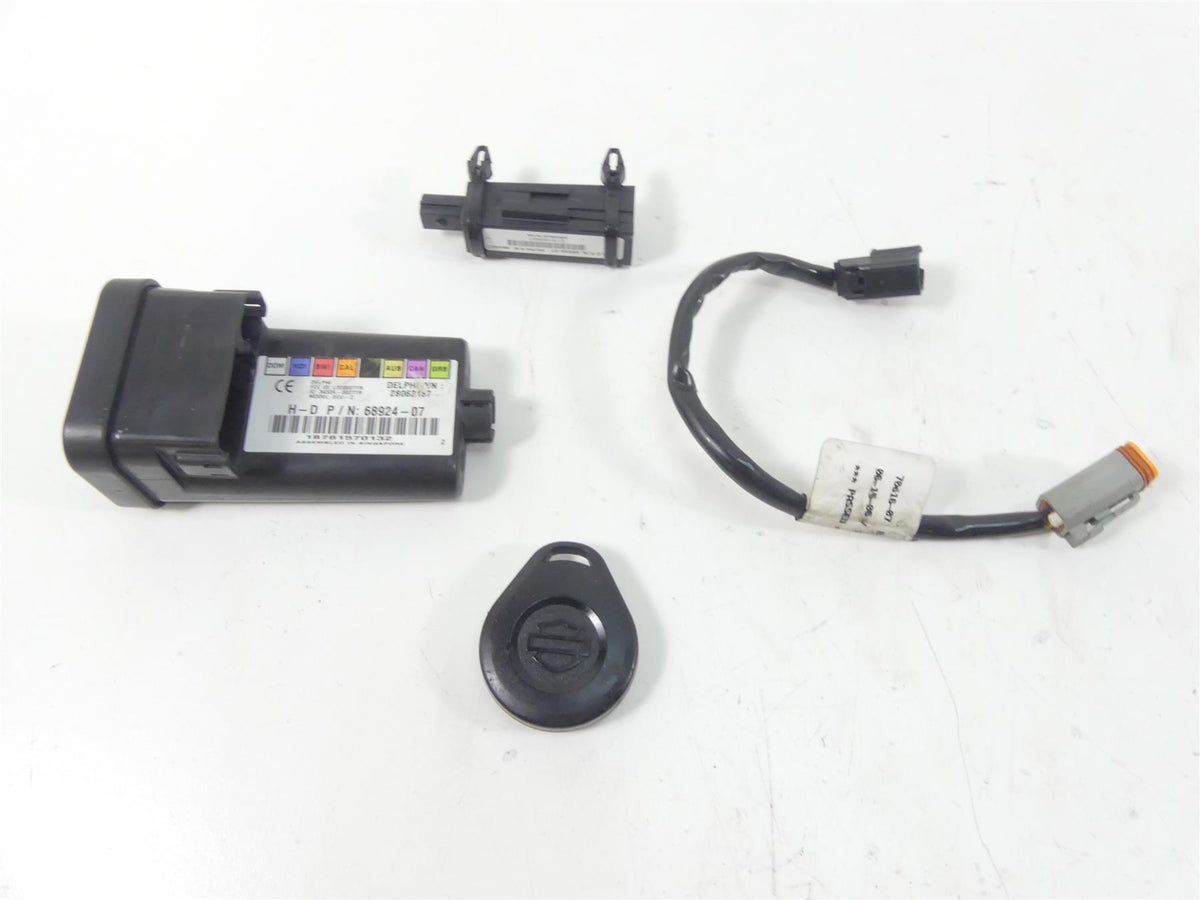 2007 Harley Touring FLHR SE CVO Road King Tssm + Fob Key & Antenna Set 68924-07 {{ shop.shopifyCountryName }} - Mototech271