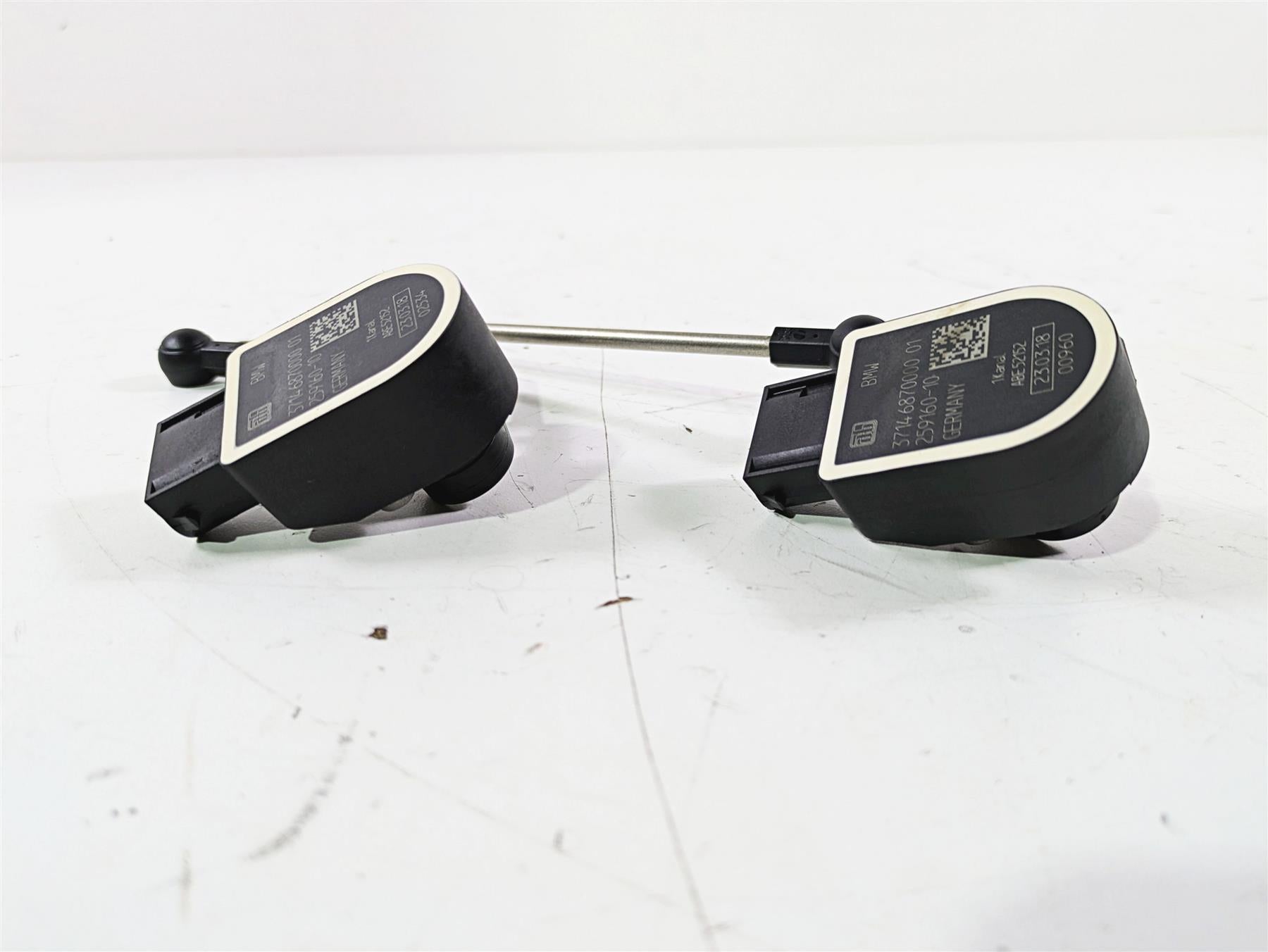 2018 BMW R1200GS GSW K50 Front Rear Leveling Sensor Set 37146870000 {{ shop.shopifyCountryName }} - Mototech271