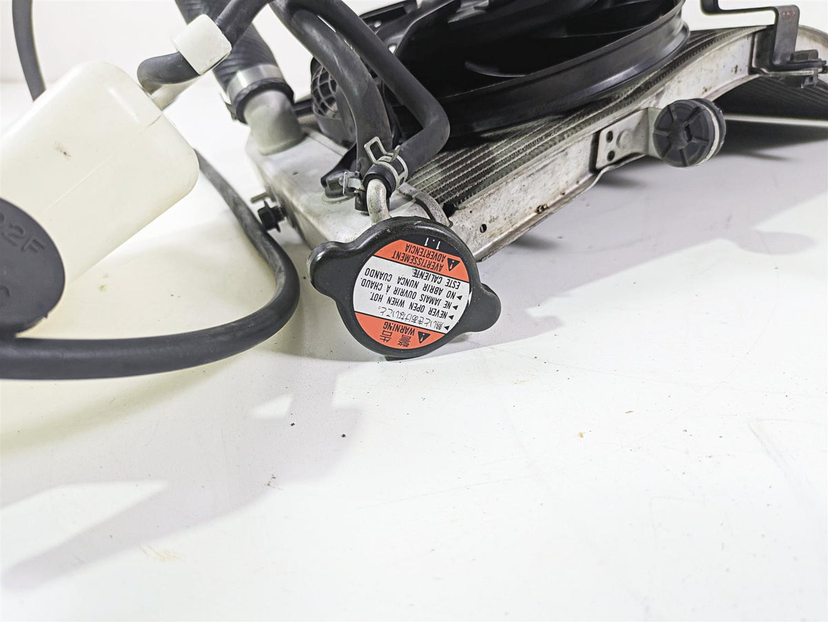 2006 Suzuki GSXR1000 K6 Radiator Fan Hoses Reservoir 17710-41G00 {{ shop.shopifyCountryName }} - Mototech271
