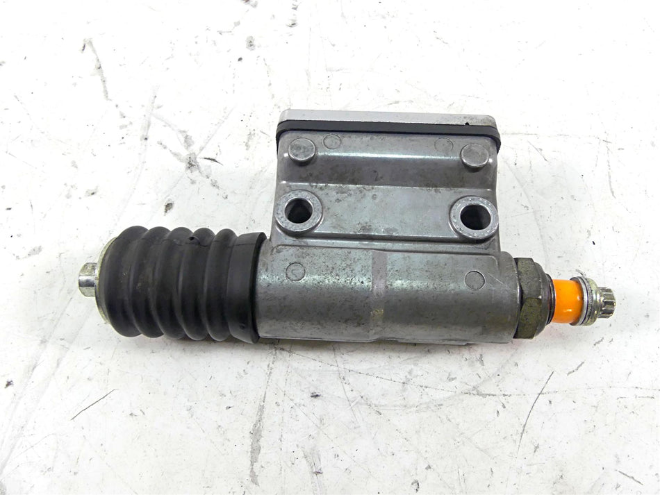1997 Harley Sportster XL1200 C Rear Brake Master Cylinder 42456-87D {{ shop.shopifyCountryName }} - Mototech271