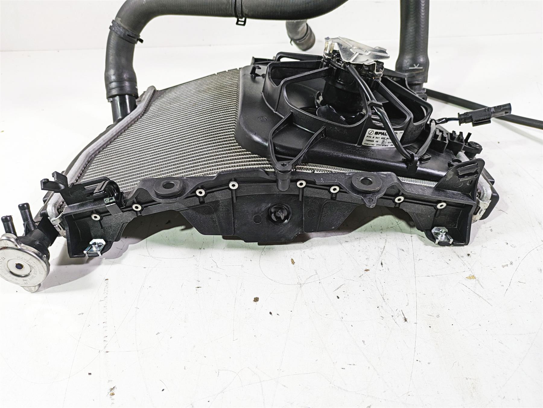 2017 BMW S1000R K47 Radiator Fan Hoses Reservoir - No Leaks 17118551544 {{ shop.shopifyCountryName }} - Mototech271