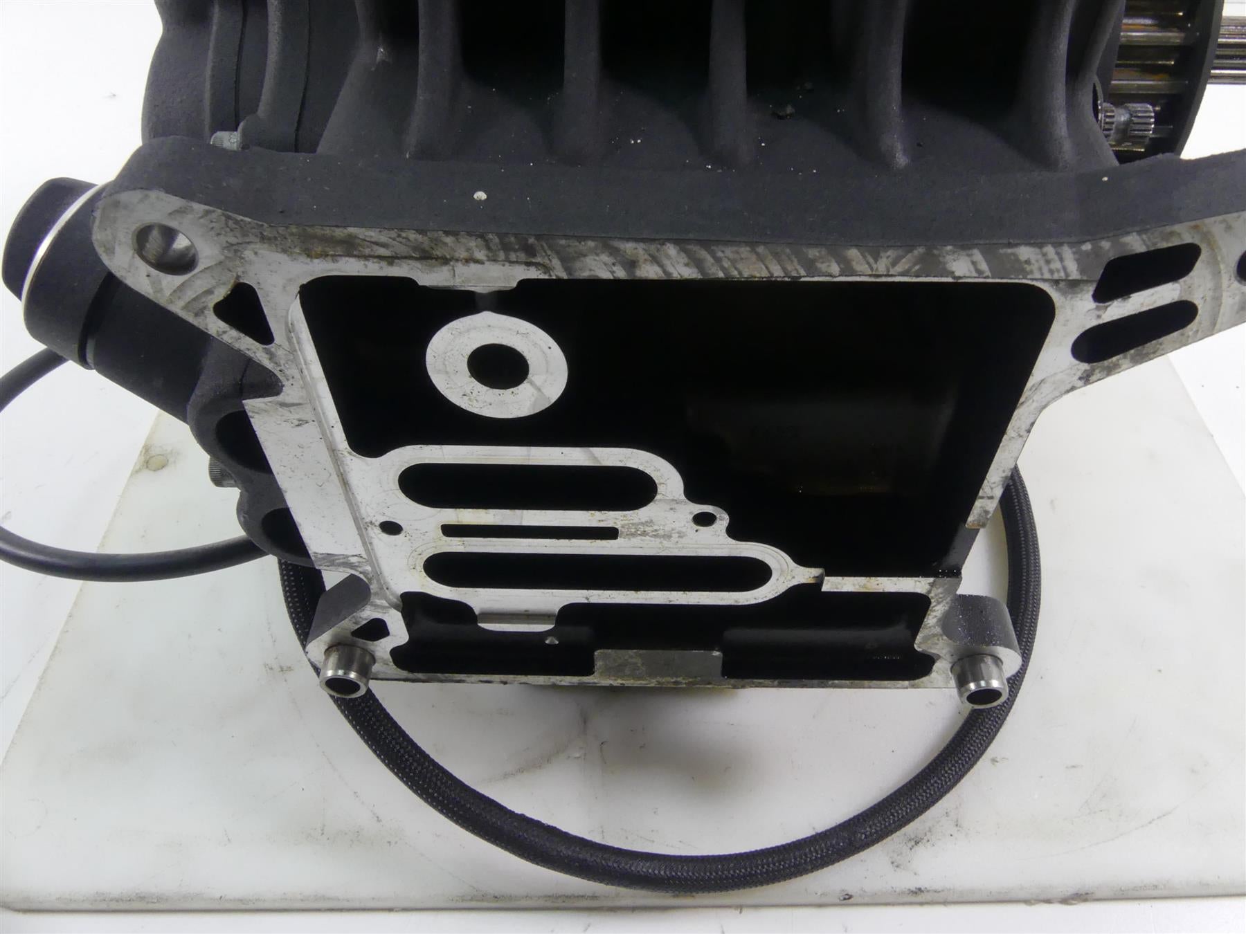 2014 Harley FXDF Dyna Fat Bob Transmission Gear Box 6 Speed - 27K 33083-10A {{ shop.shopifyCountryName }} - Mototech271