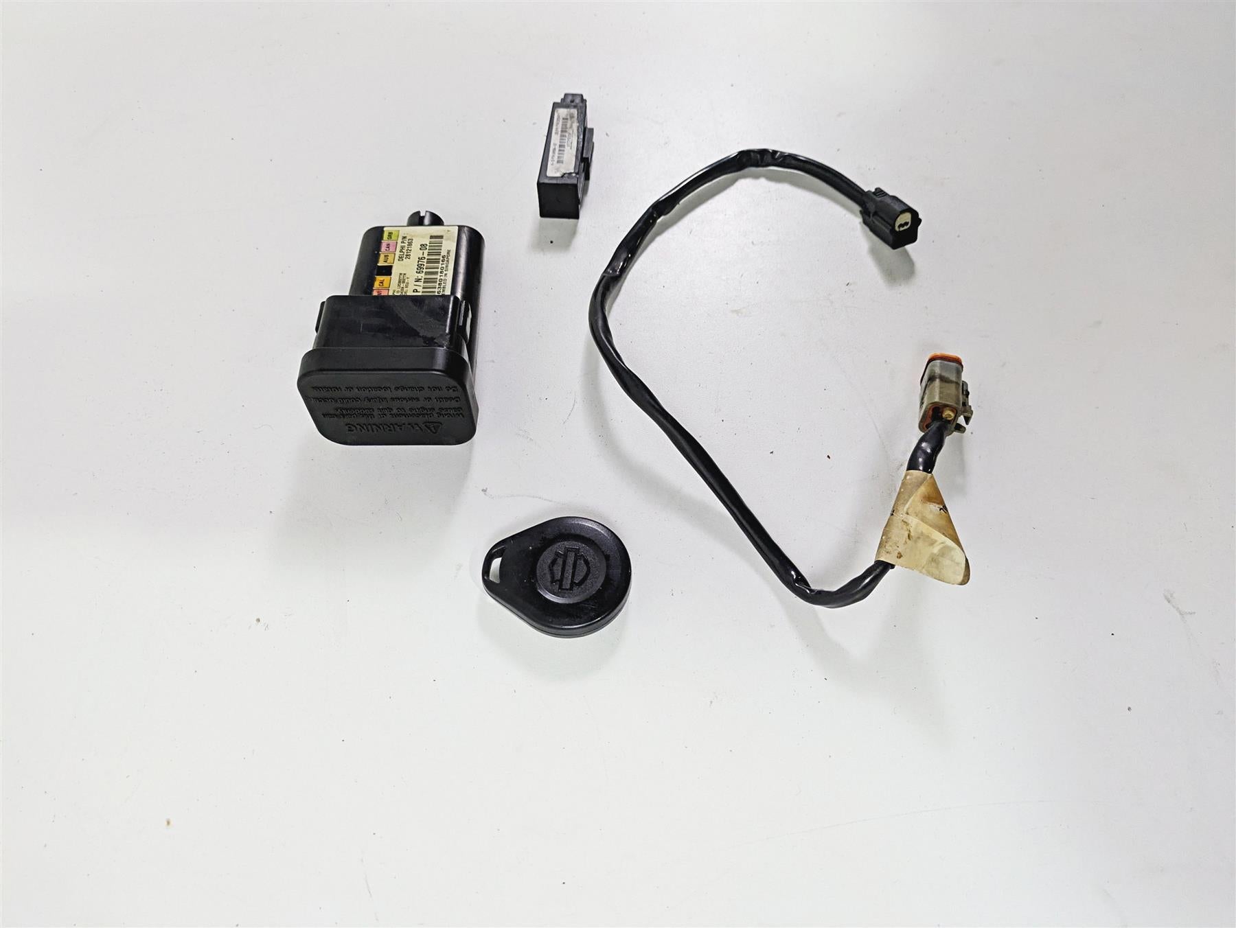 2008 Harley FXCWC Softail Rocker Tssm Security Module Fob Antenna Set 69976-08 {{ shop.shopifyCountryName }} - Mototech271