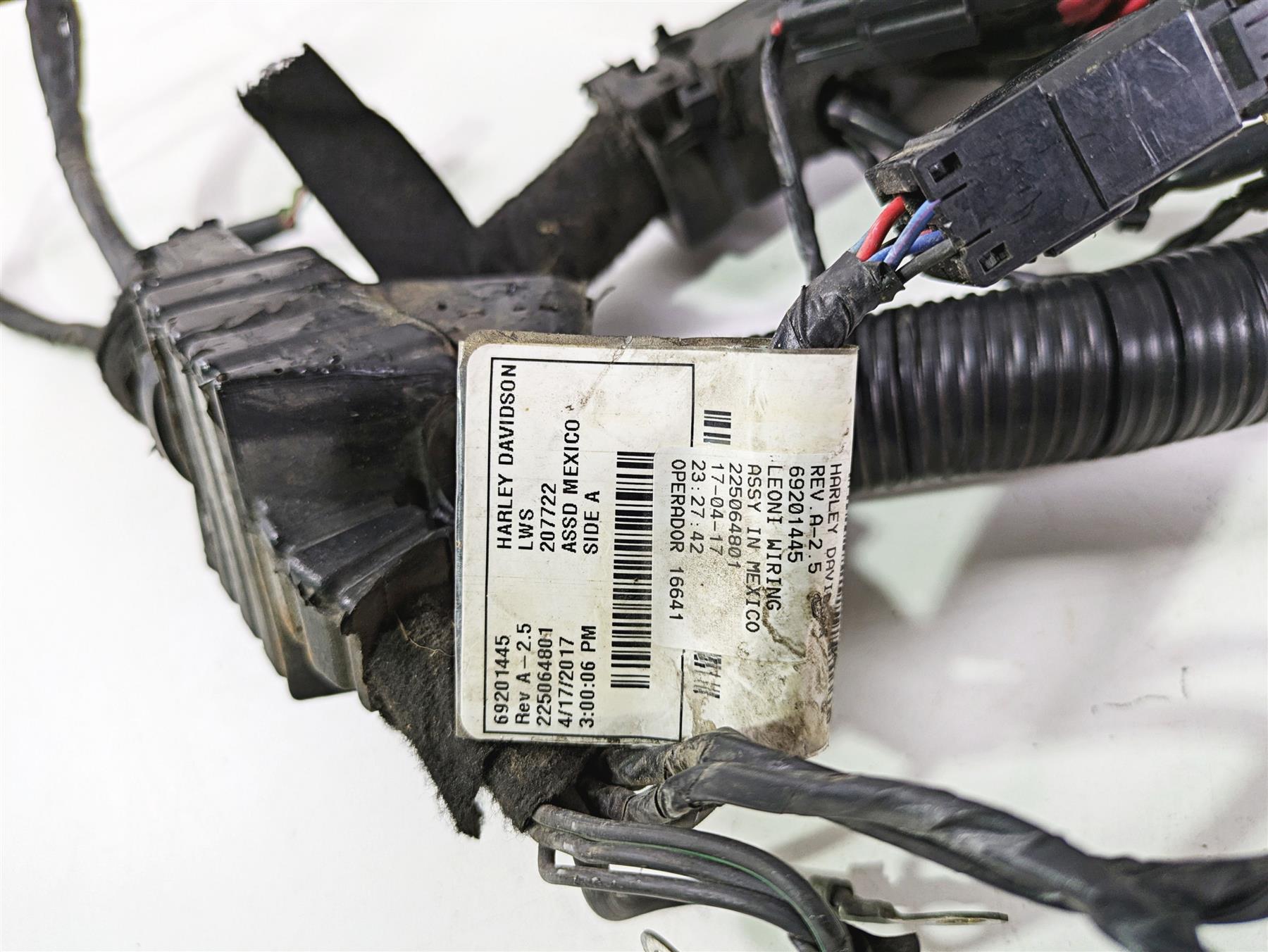 2017 Harley Dyna FXDB Street Bob Main Wiring Harness Loom Non Abs 71072-12A {{ shop.shopifyCountryName }} - Mototech271