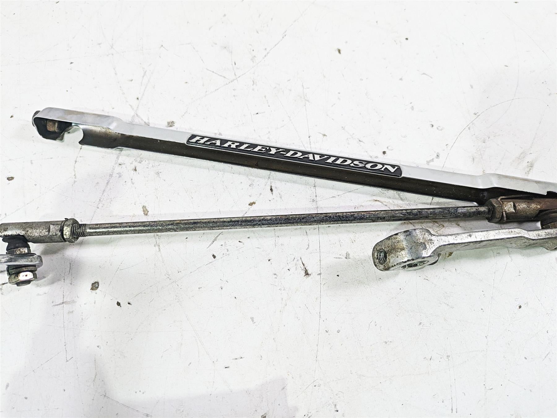 2003 Harley Touring FLHTCUI 100TH E-Glide Shifter Set + Linkage & Cover 33895-82 {{ shop.shopifyCountryName }} - Mototech271