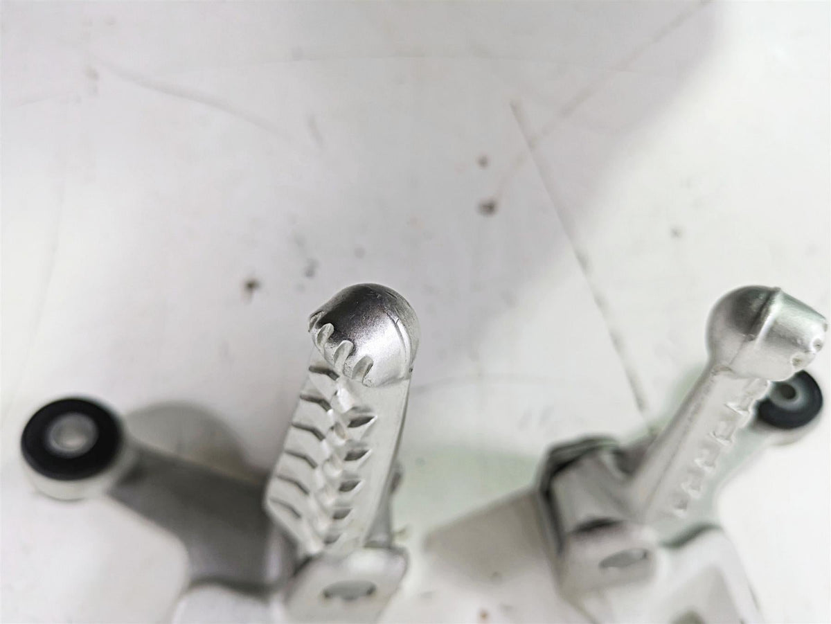 2008 Aprilia RSVR 1000 Factory Rear Passenger Foot Peg Set AP8154071 AP8154072 {{ shop.shopifyCountryName }} - Mototech271