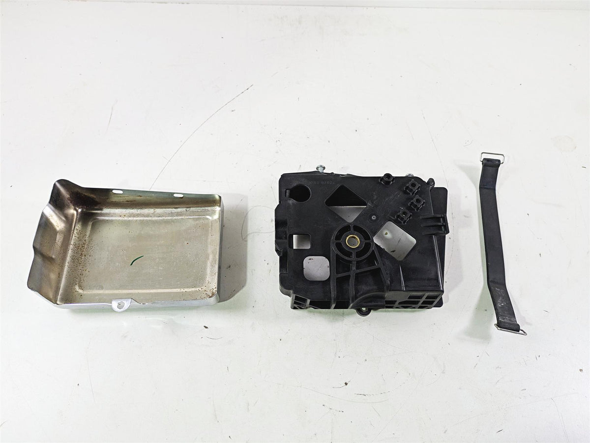 2015 Harley FXDL Dyna Low Rider Battery Tray & Cover 70379-06B {{ shop.shopifyCountryName }} - Mototech271