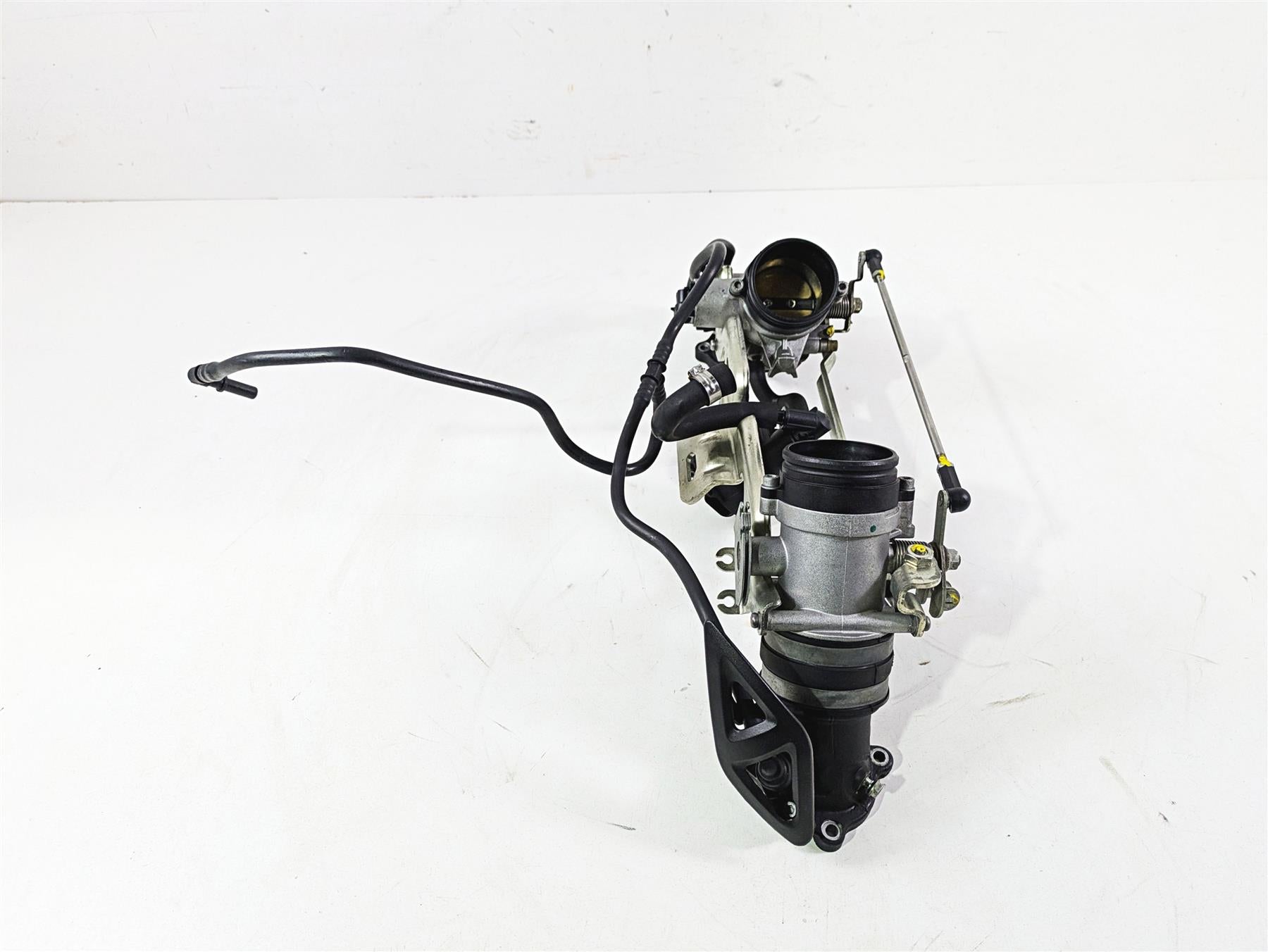 2016 Moto Guzzi Stelvio 1200 8V NTX Throttle Body Fuel Injection Set 880270 {{ shop.shopifyCountryName }} - Mototech271