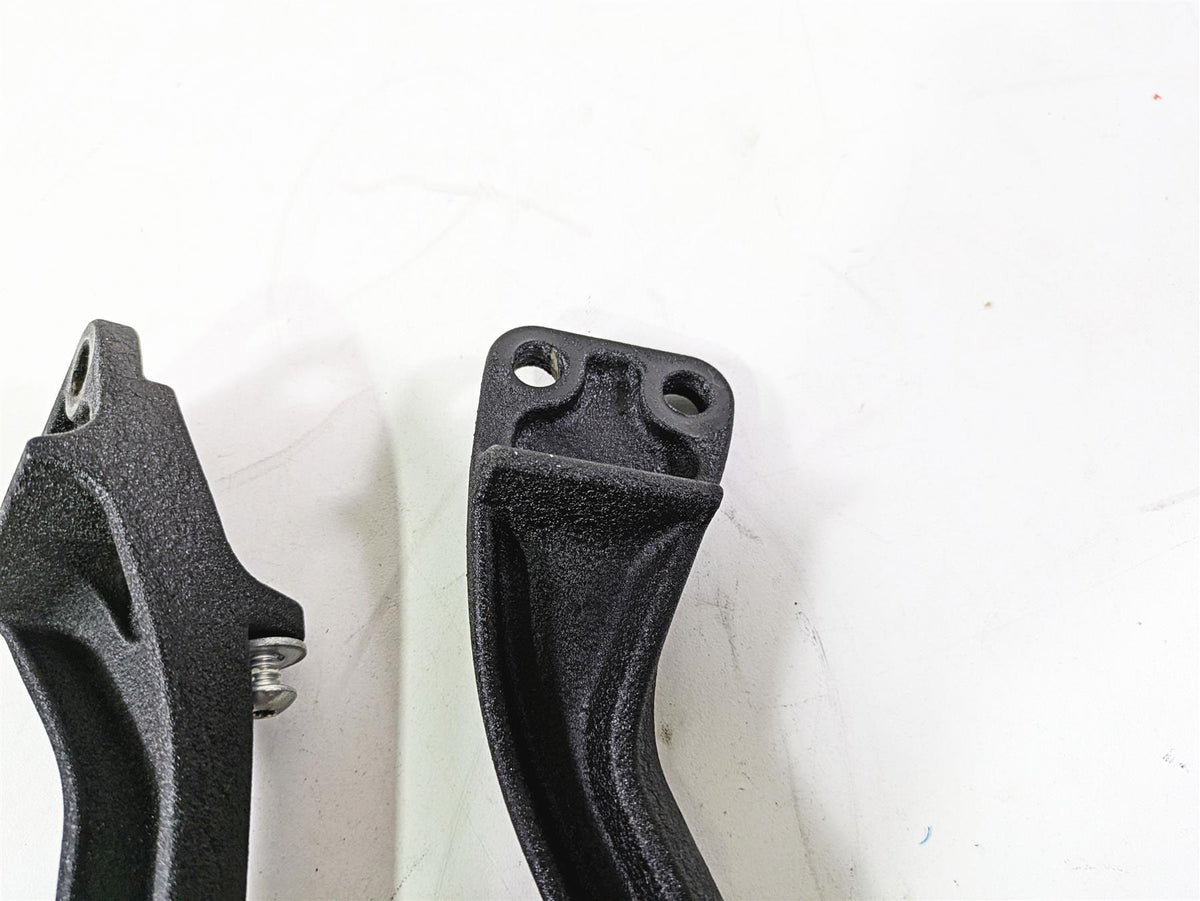 2014 Harley FXDL Dyna Low Rider Passenger Footpeg Foot Peg Set 49224-06 49230-06 {{ shop.shopifyCountryName }} - Mototech271