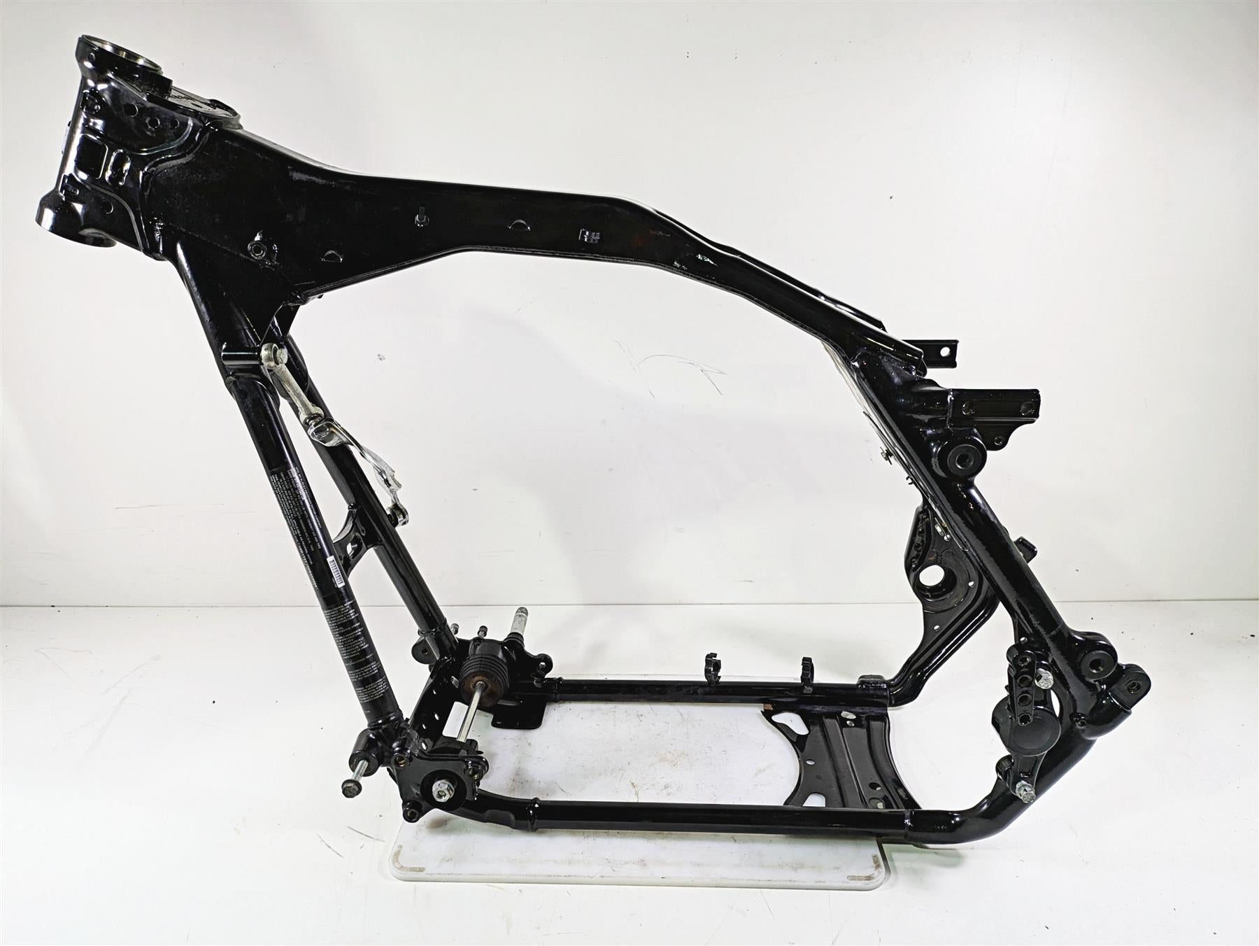 2017 Harley Touring FLHTKSE CVO E-Glide Straight Main Frame Chassis With Salvage Louisiana Title 47000344 {{ shop.shopifyCountryName }} - Mototech271