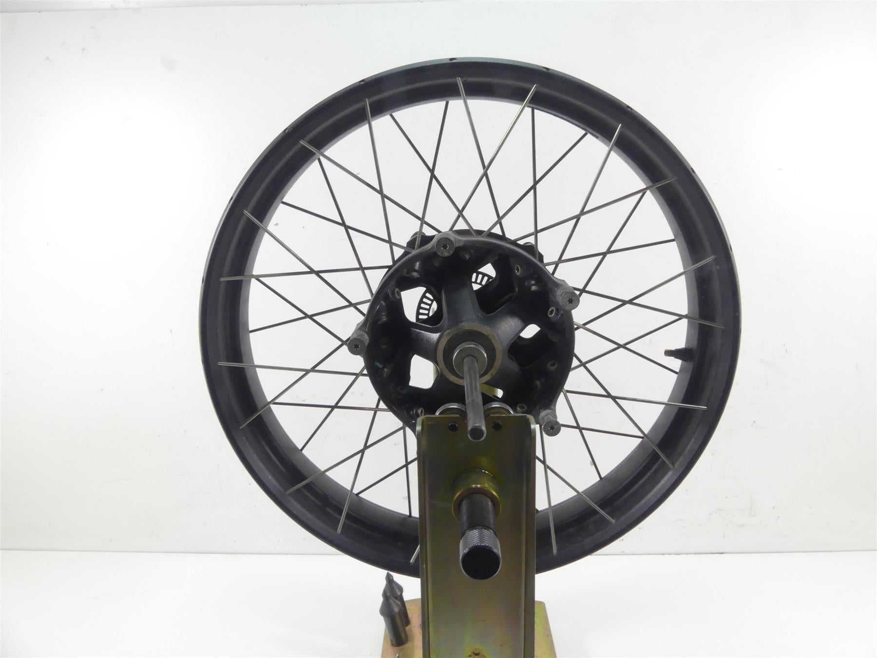 2019 BMW R1250GS K50 Front Wheel Rim 19x3 Spoke 36318528530 {{ shop.shopifyCountryName }} - Mototech271